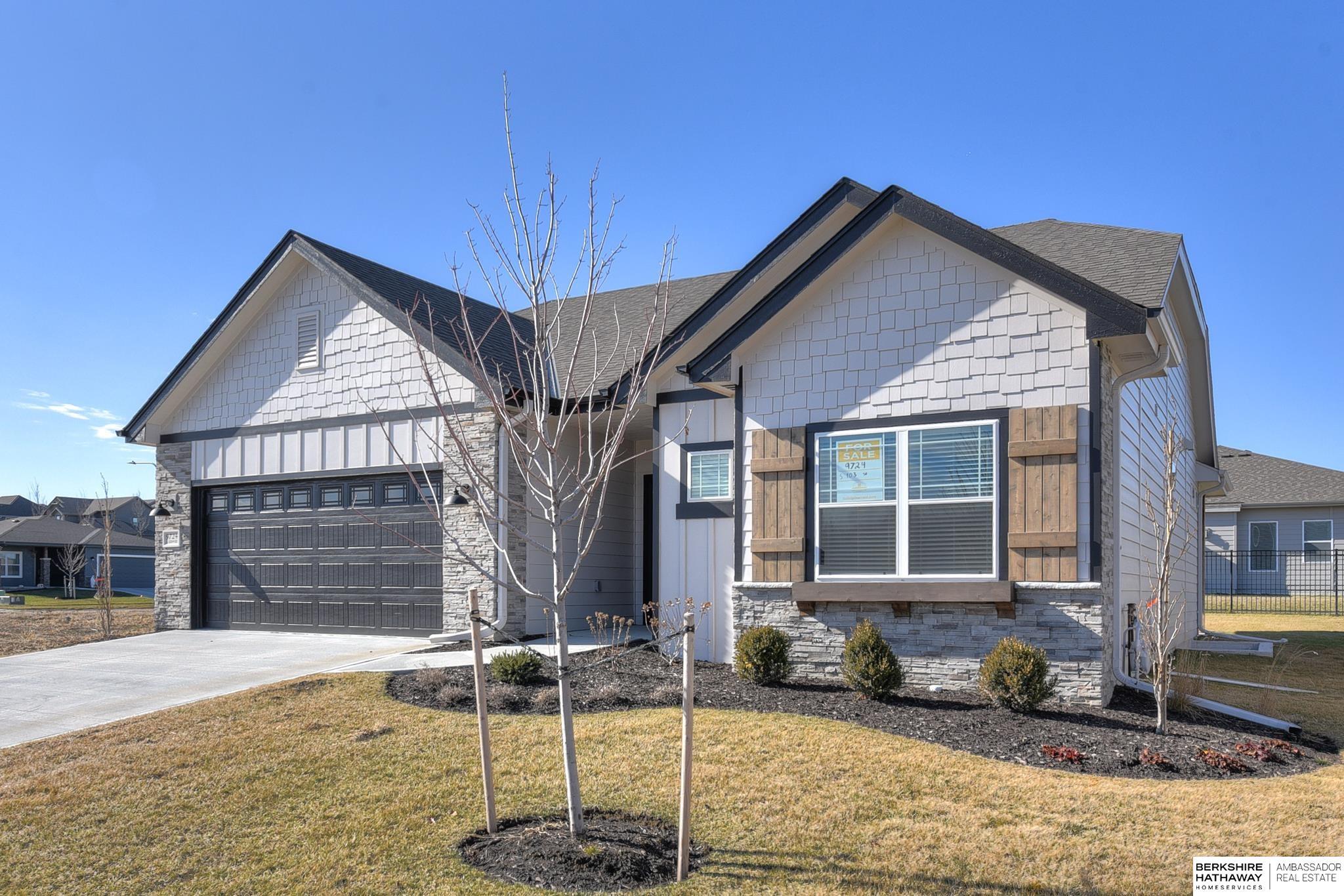 Property Photo: 9724 S 103 Street NE 68046