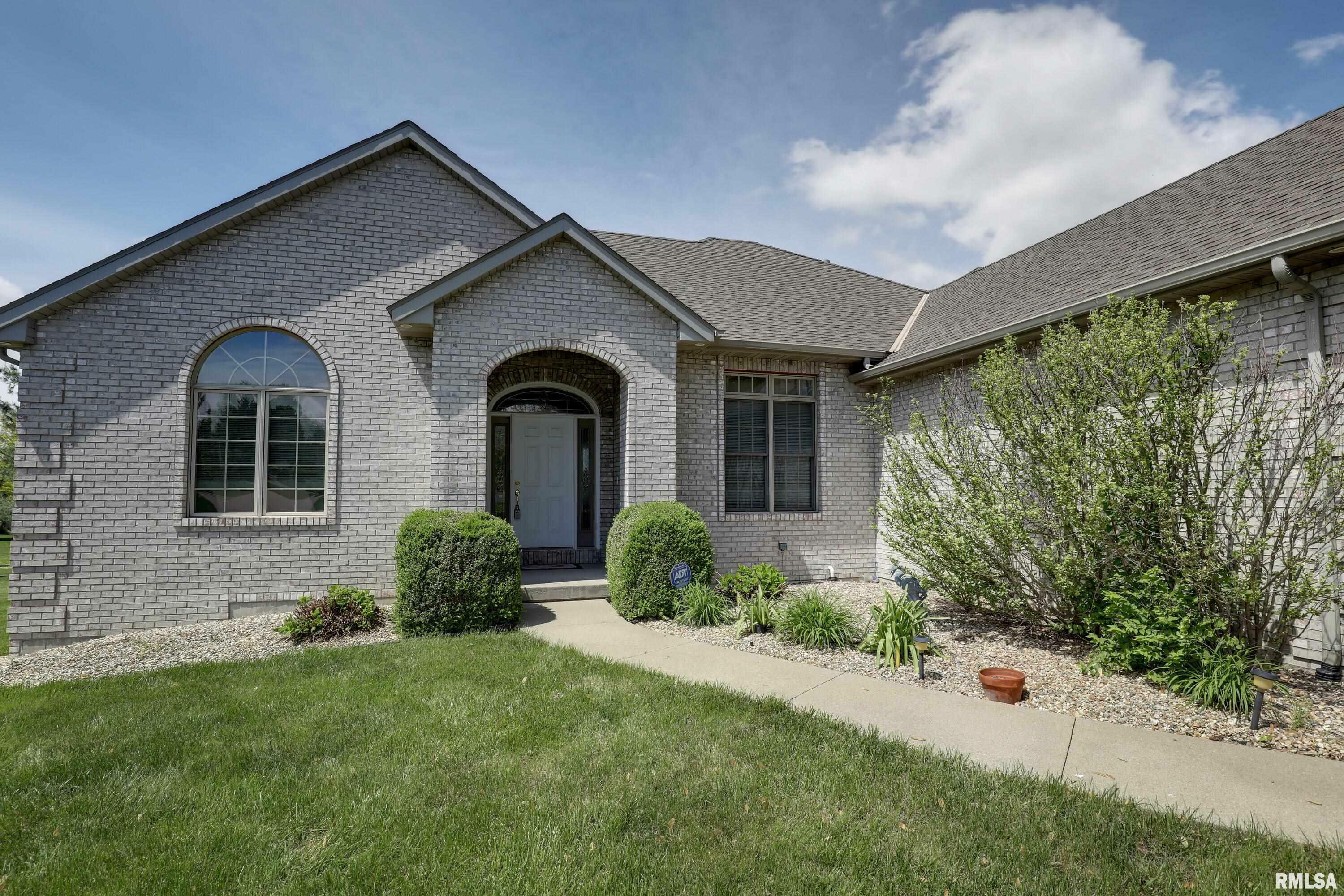 Property Photo: 3408 Wynvalley Road IL 62301