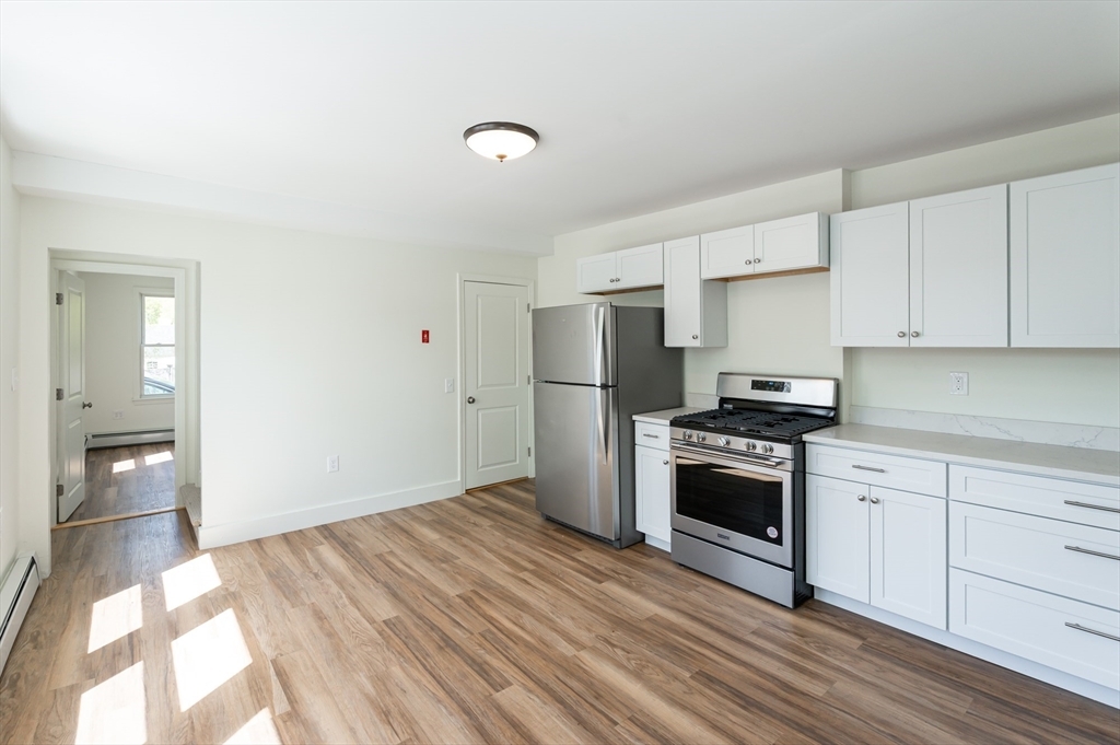 Property Photo: 6 Ellis Court 1 MA 01913