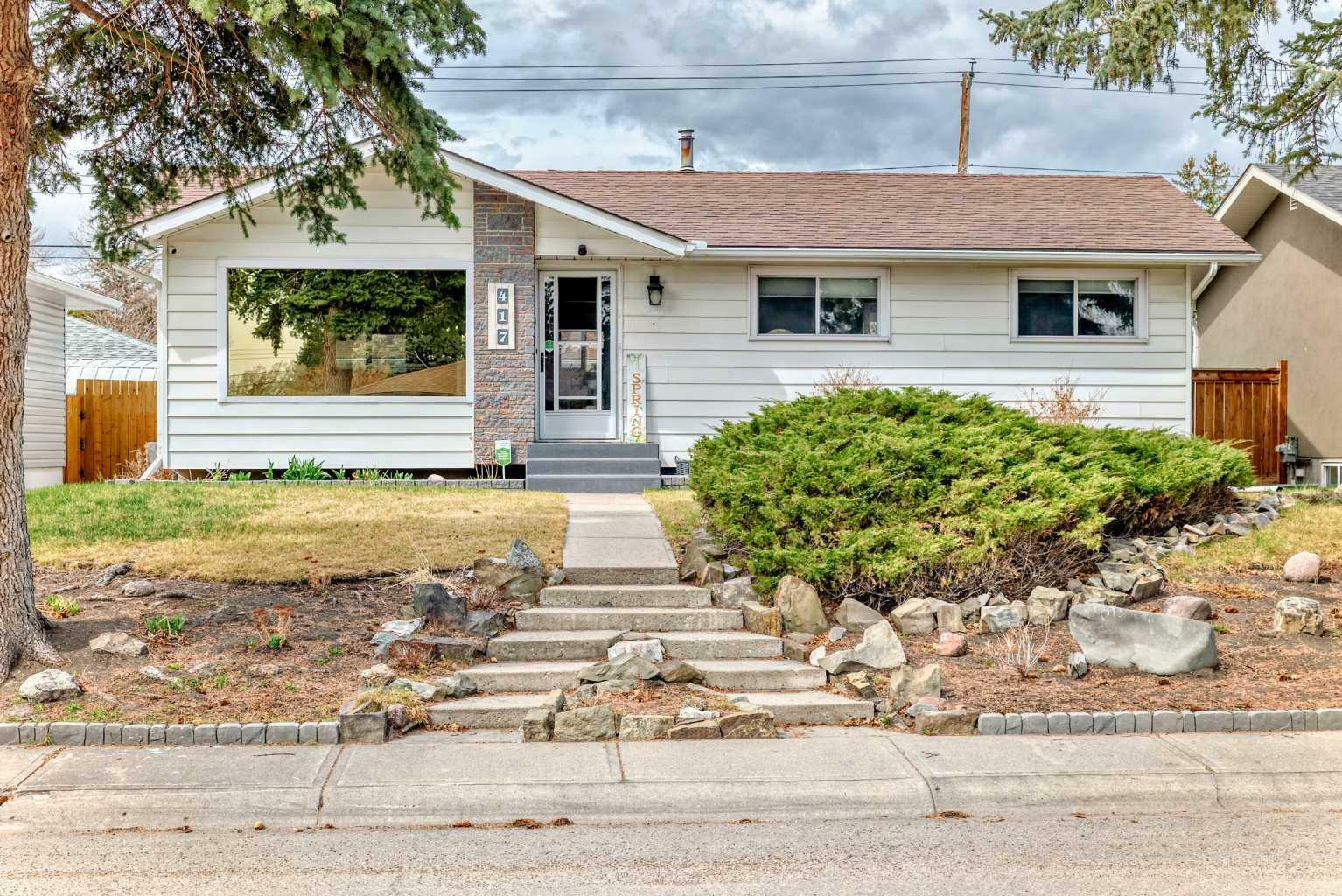 Property Photo: 417 Astoria Crescent SE AB T2J 0Y4