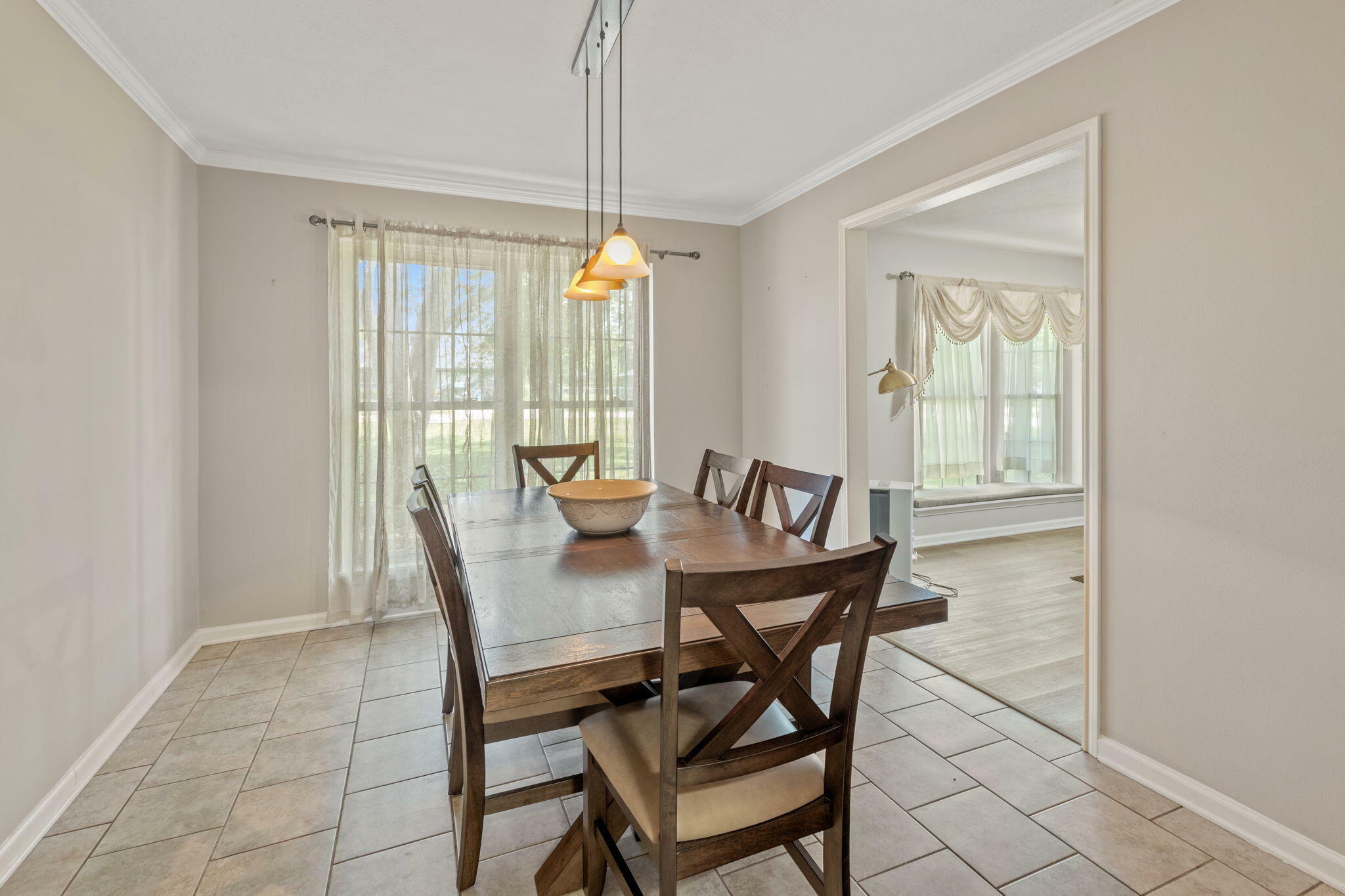 Property Photo: 1207 Seminole St LA 70634