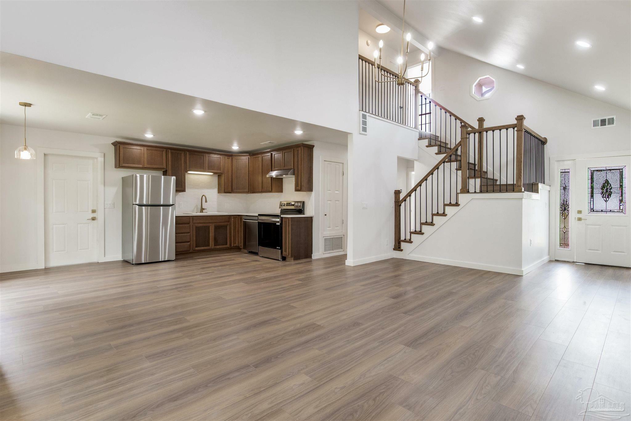 Property Photo: 3132 Birdseye Cir FL 32563