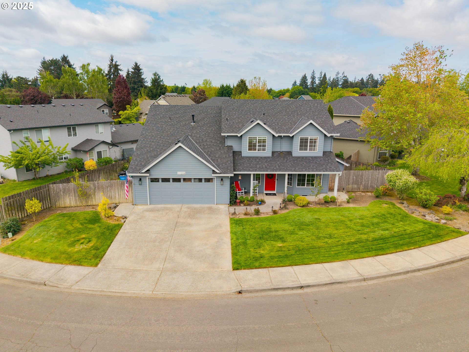 Property Photo: 11208 NW 35th Ave WA 98685