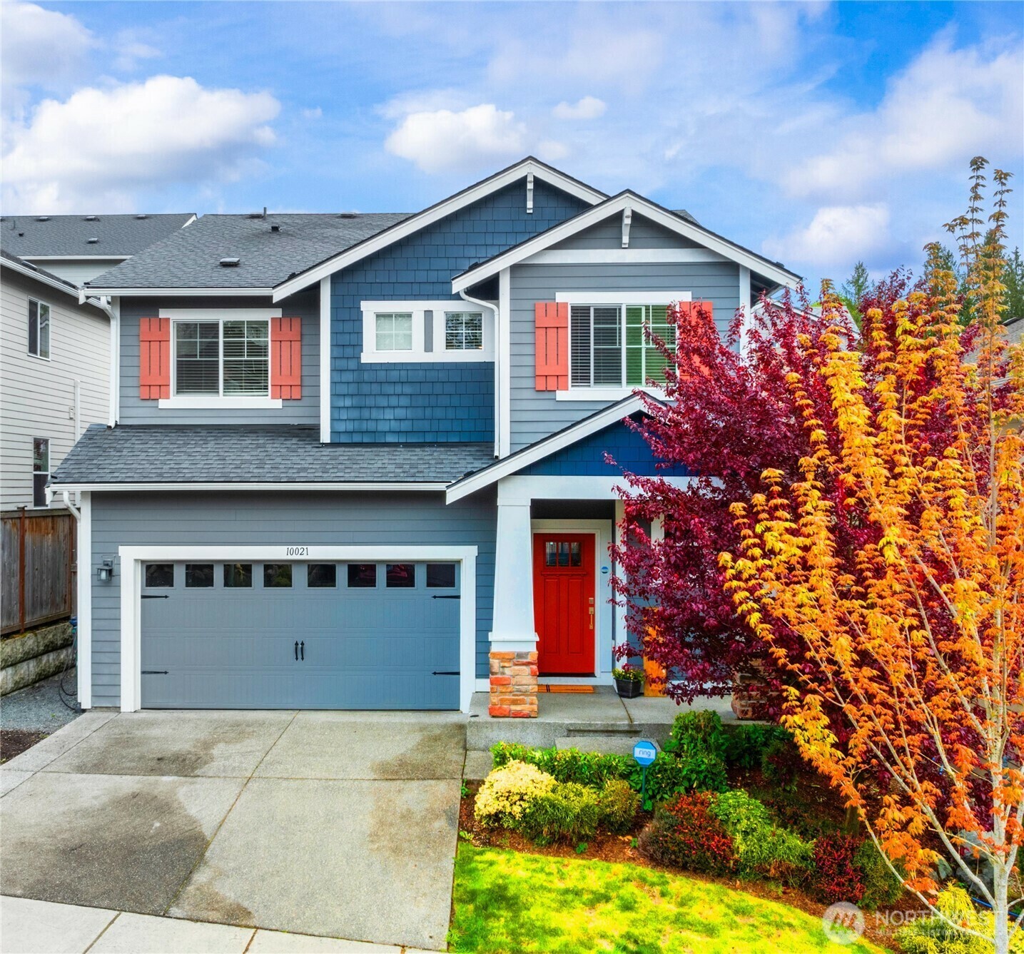 Property Photo: 10021 14th Place SE WA 98258