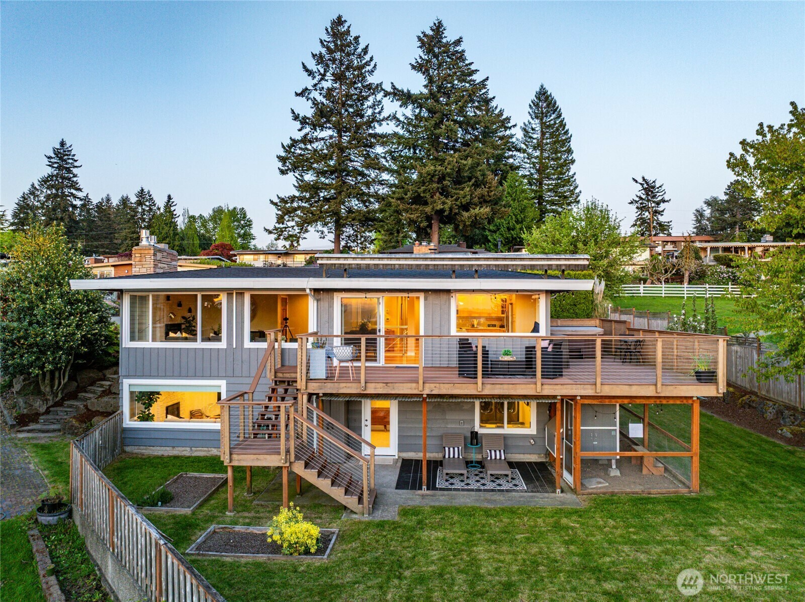 Property Photo: 17833 3rd Place SW WA 98166
