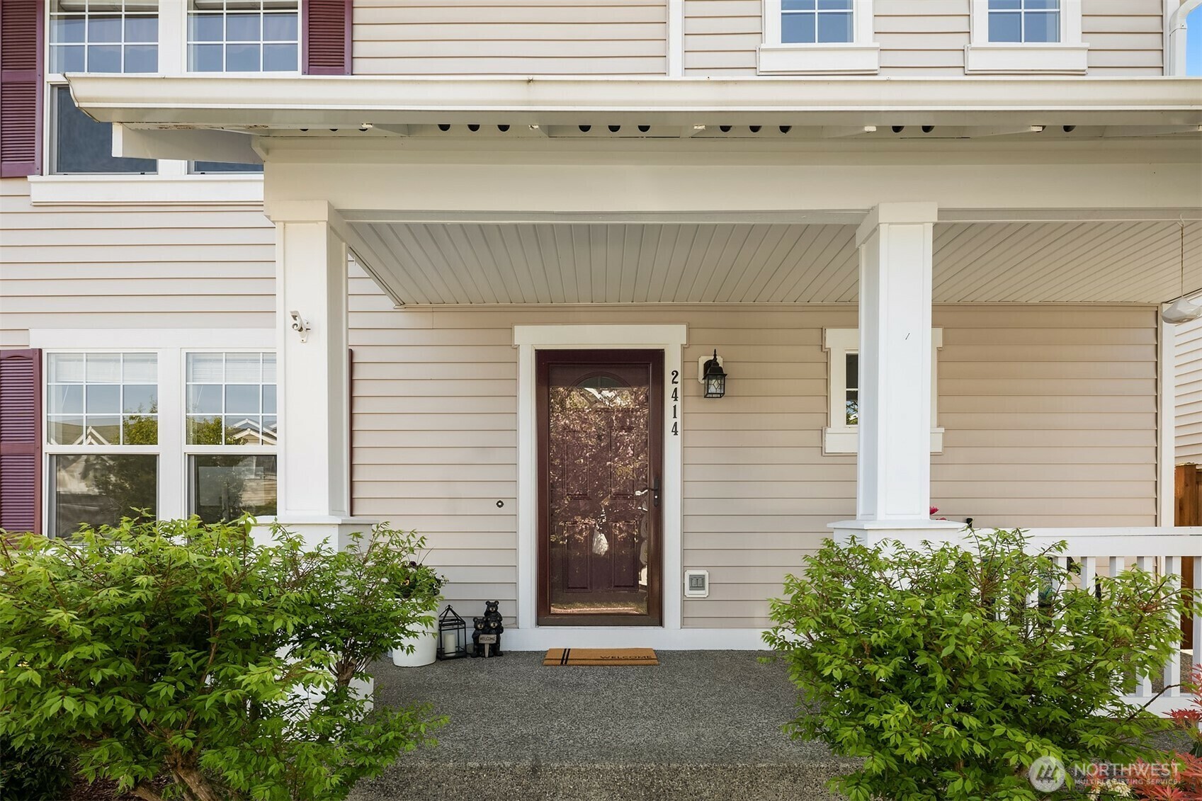 Property Photo: 2414 118th Place SE WA 98208