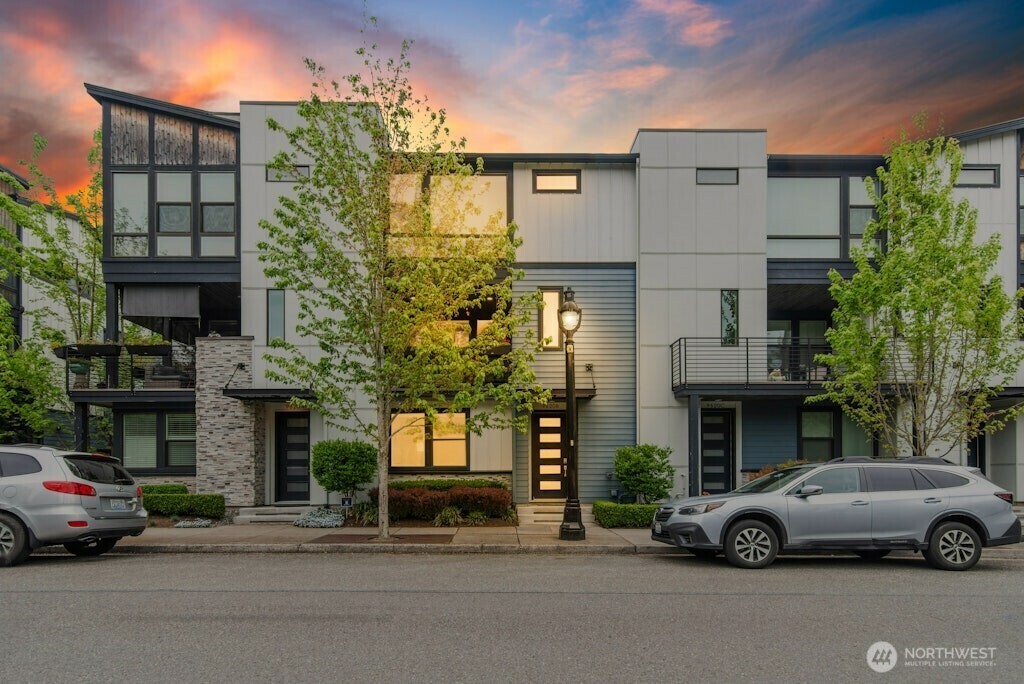 Property Photo: 9620 Main Street B WA 98011