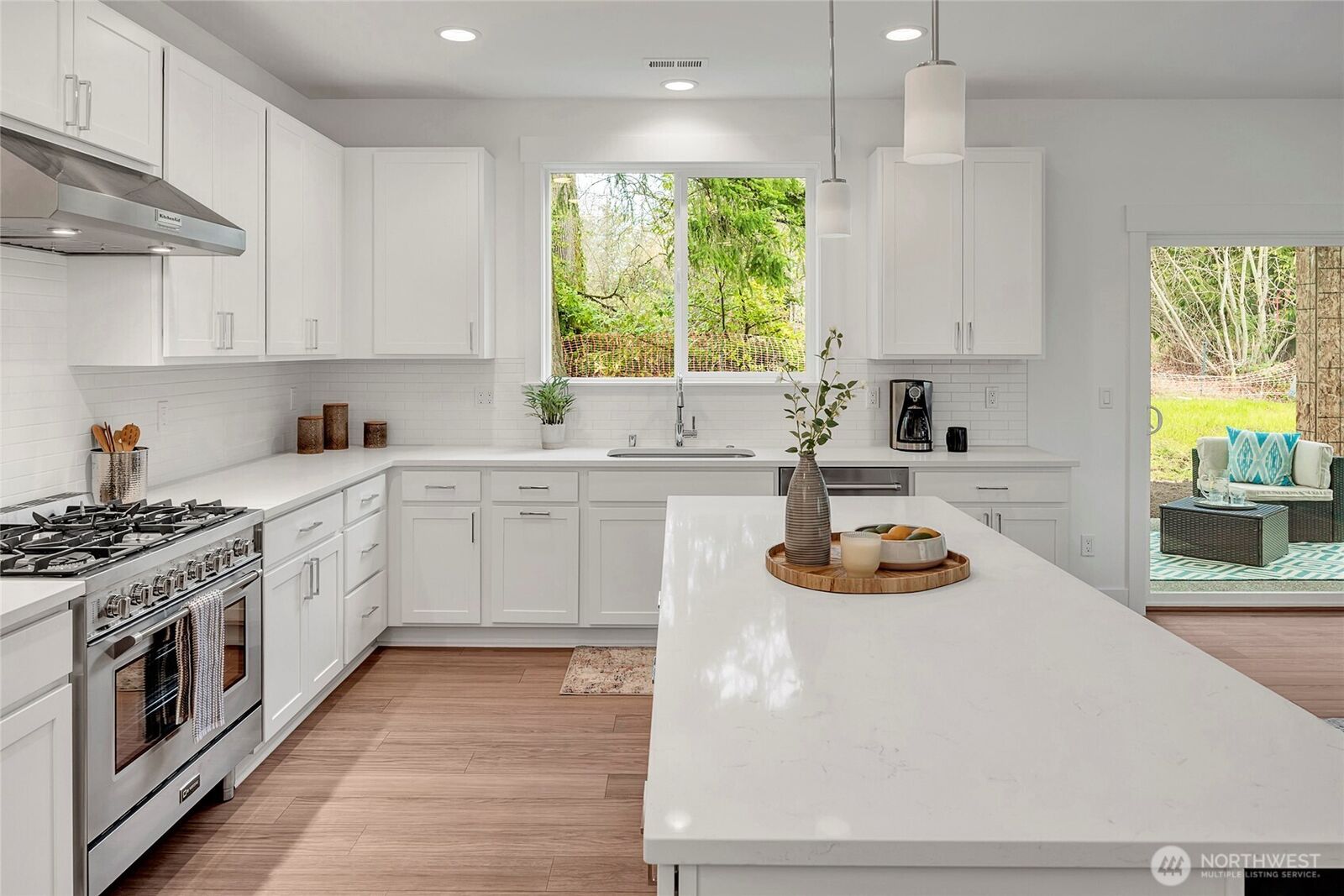 Property Photo: 10675 170th Place SE WA 98058