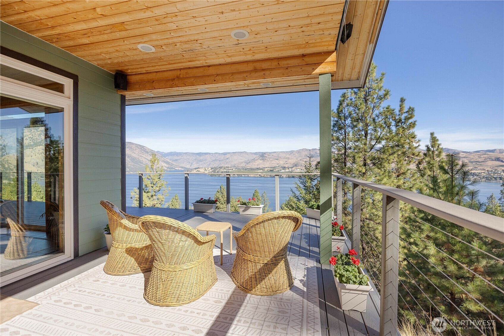 Property Photo: 31 Cougar Crossing WA 98816