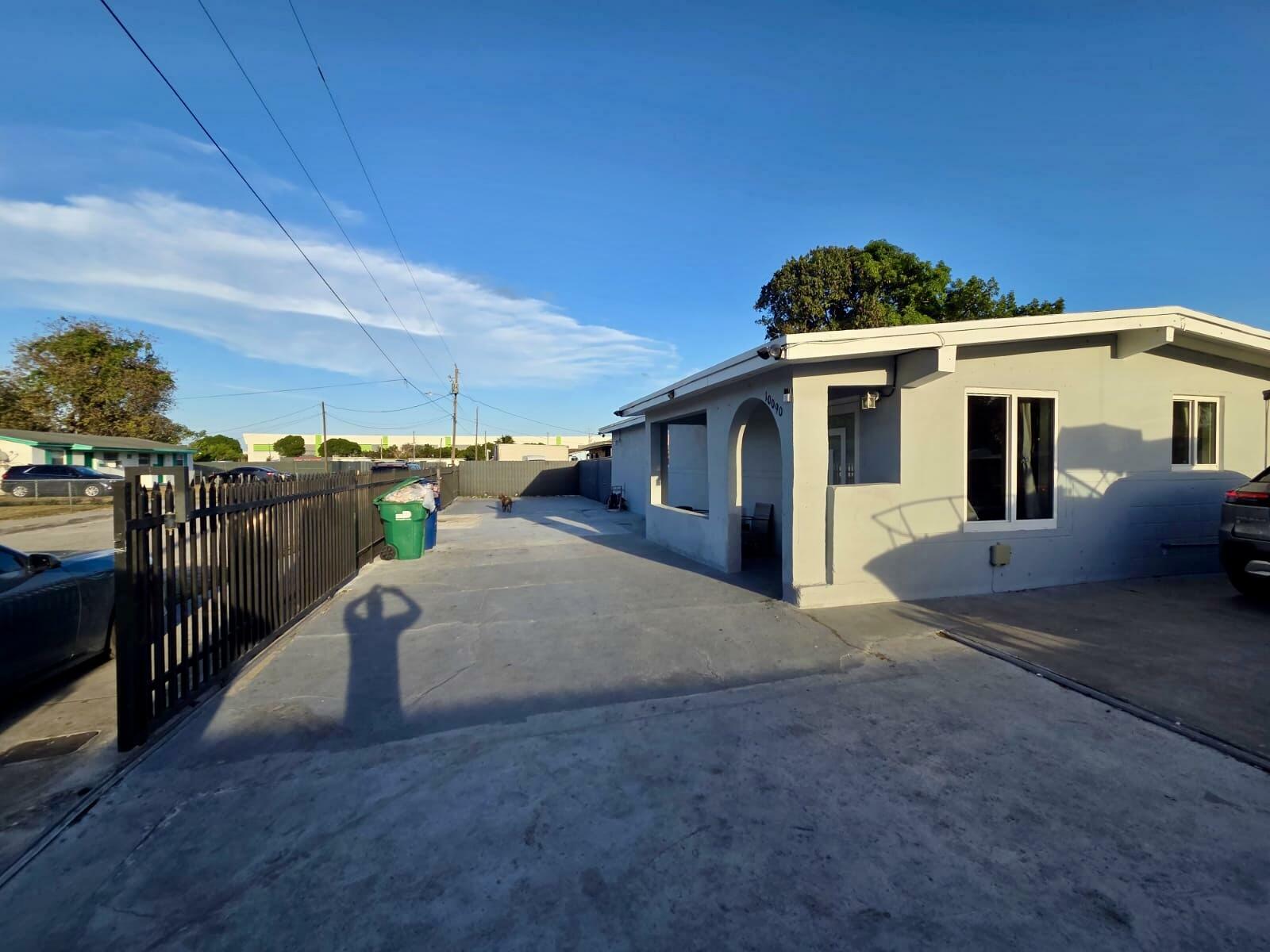 Property Photo: 10090 W Fern Street FL 33157