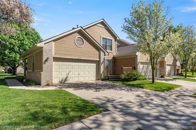 Property Photo: 9402 Westwind Drive MI 48150