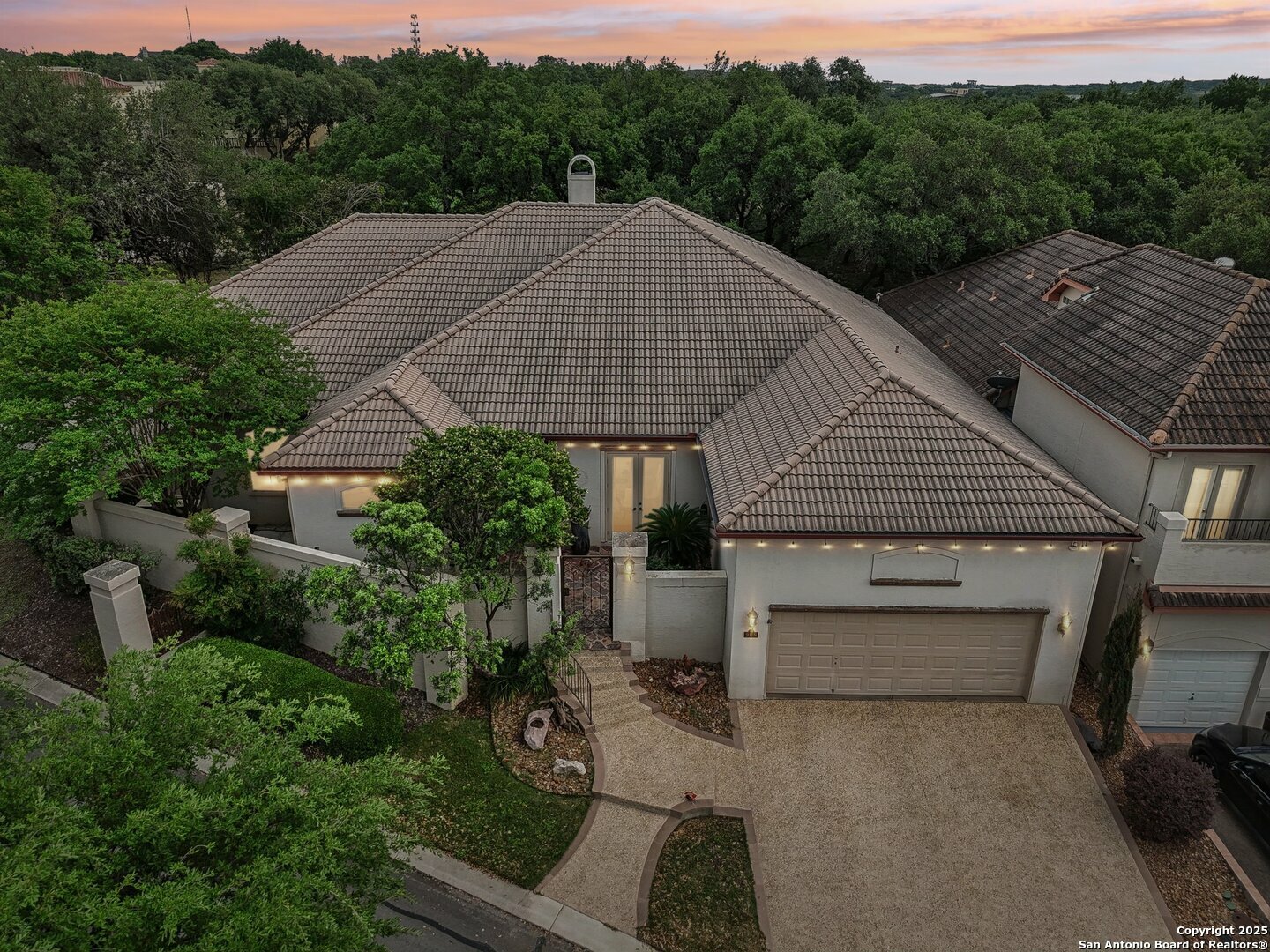 Property Photo: 908 La Puerta TX 78258