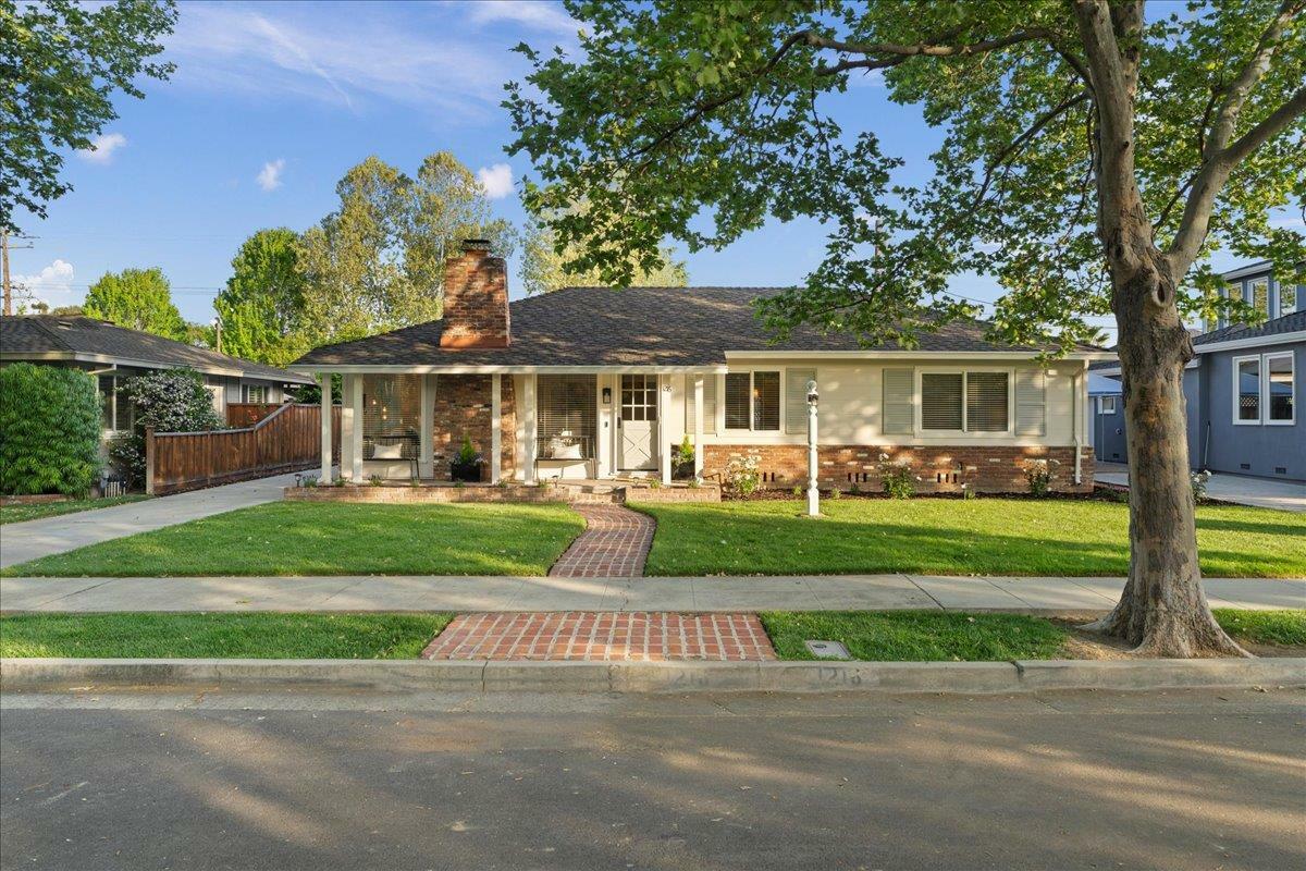 Property Photo: 1216 Hermosa Way CA 95125