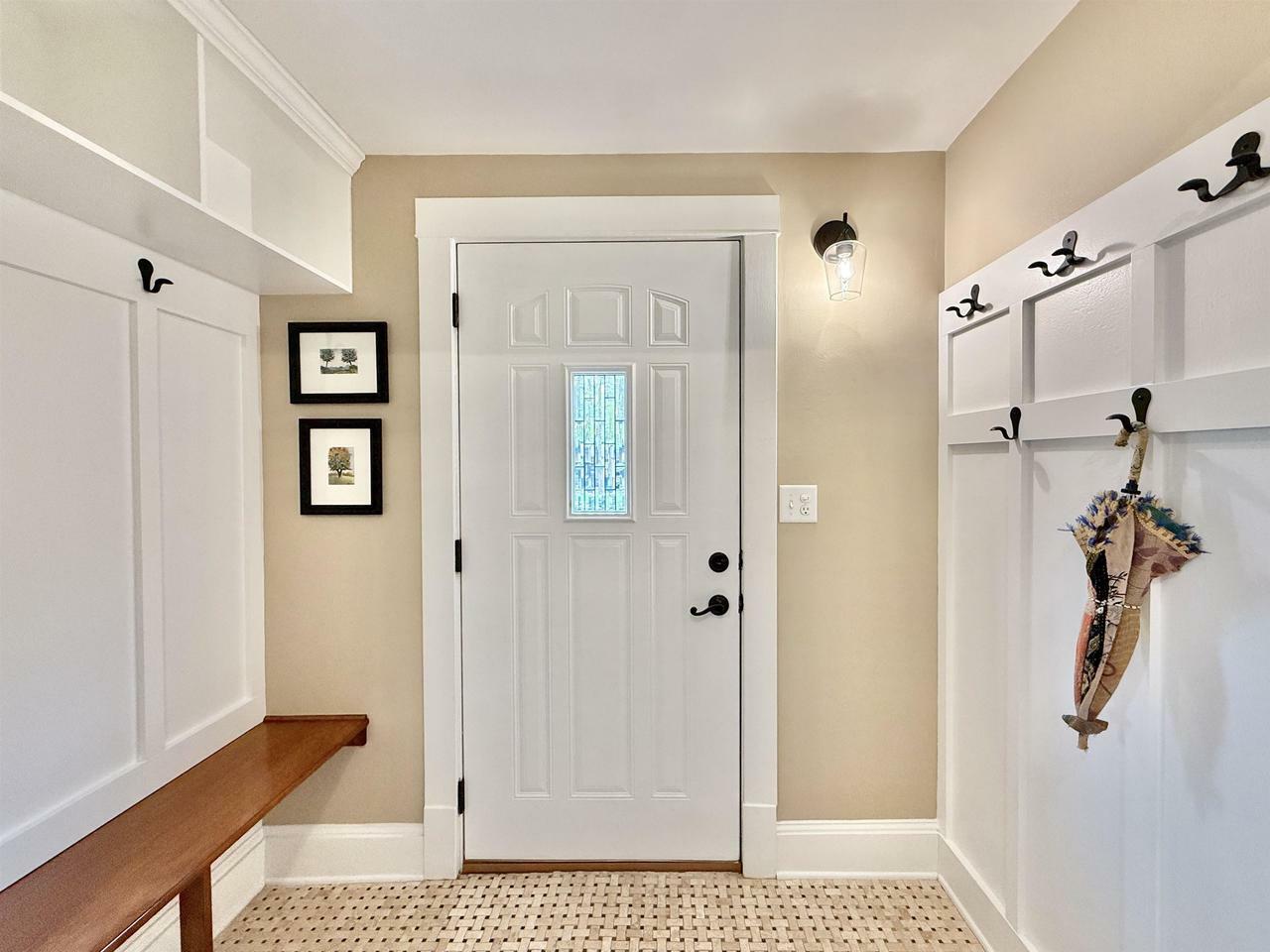 Property Photo: 852 Sherwood NW Drive WI 53511