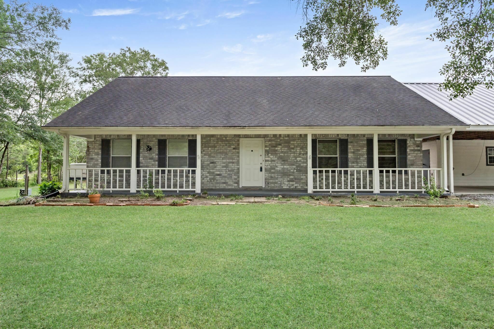 Property Photo: 7714 N Linscomb TX 77662