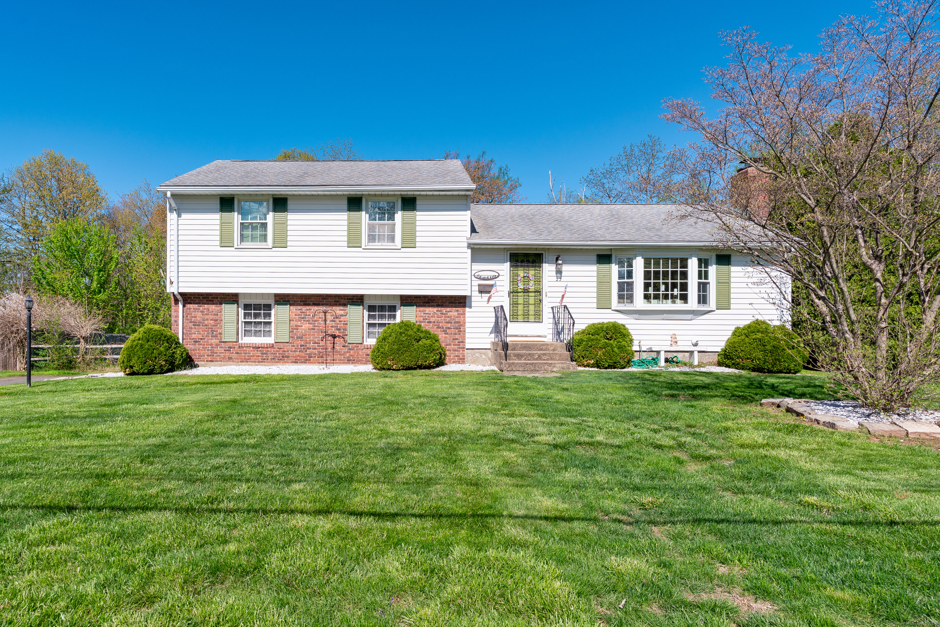 Property Photo: 23 Fairlane Drive CT 06109