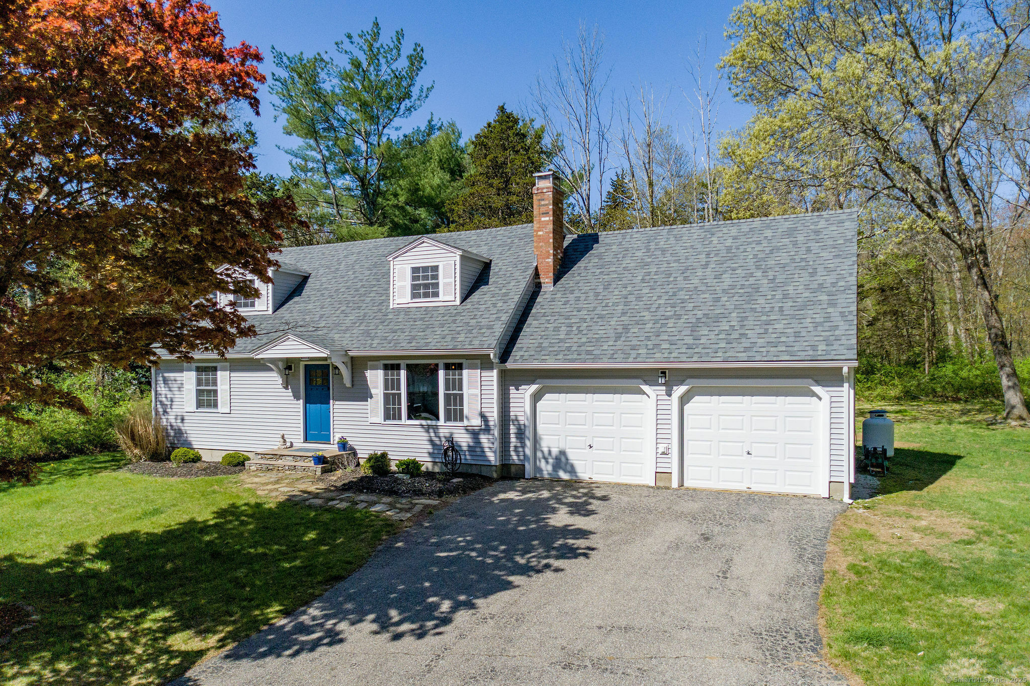 Property Photo: 19 Deer Run CT 06423