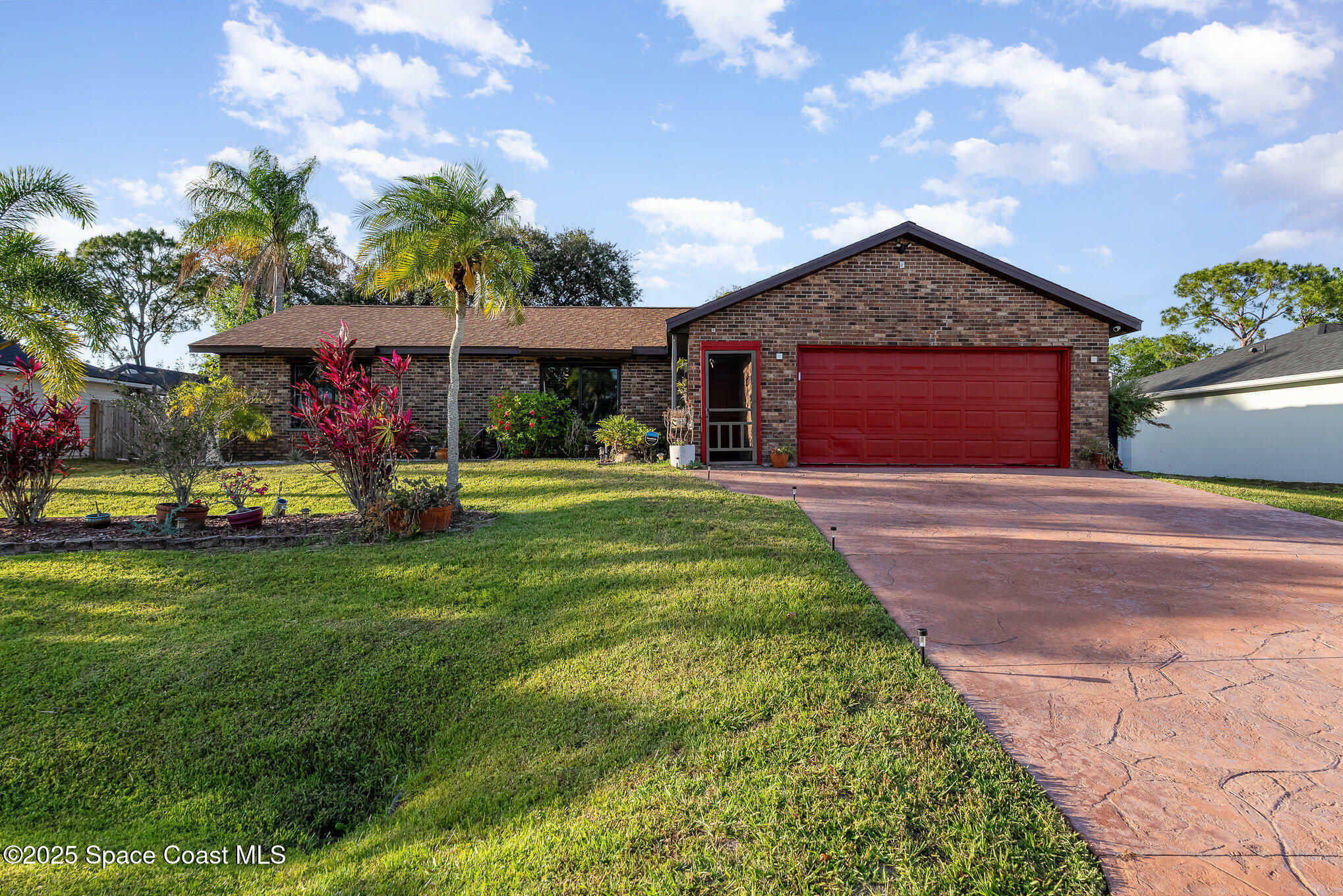 Property Photo: 1181 Beacon Street NW FL 32907