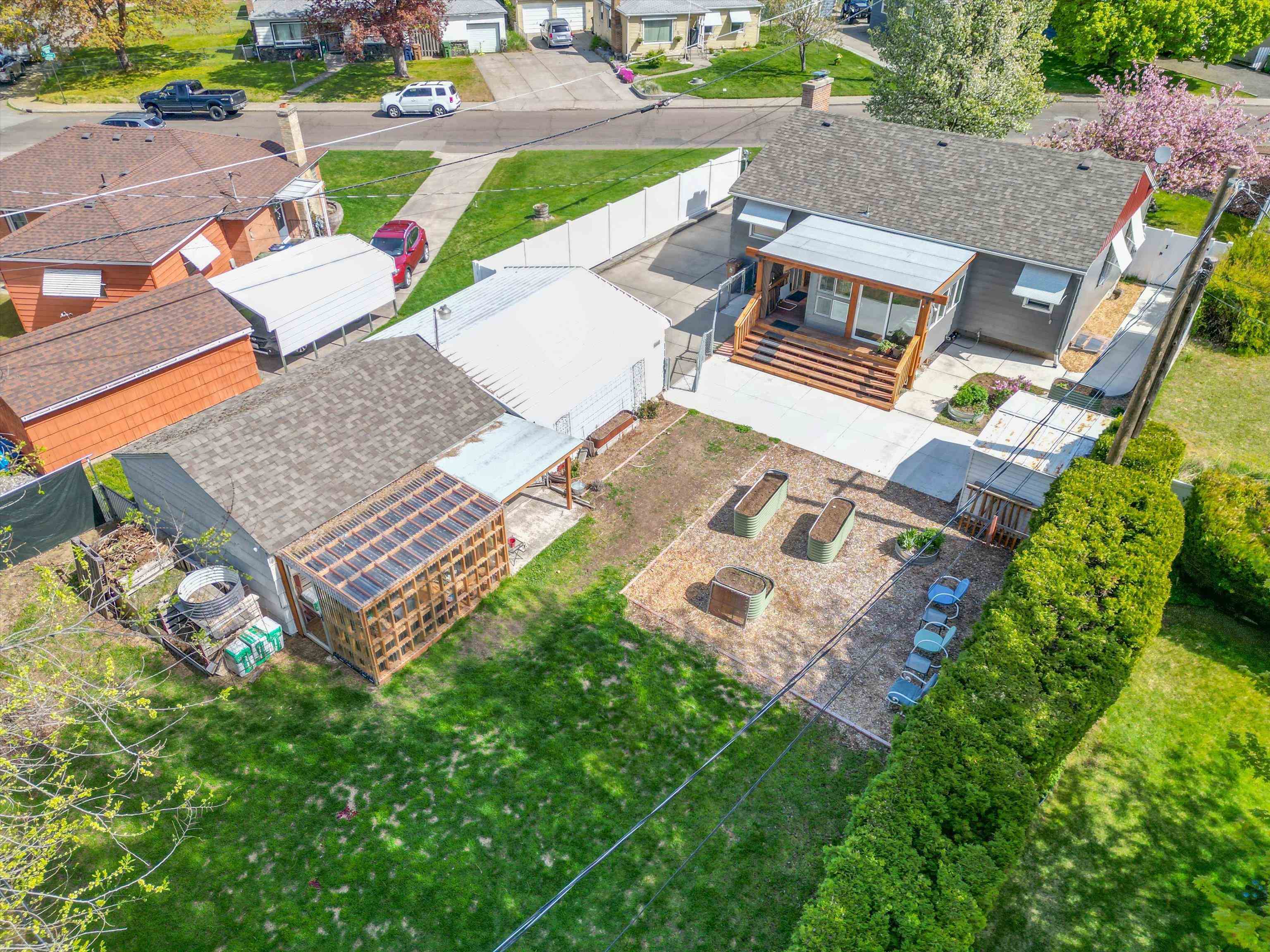 Property Photo: 2917 W Sanson Ave WA 99205