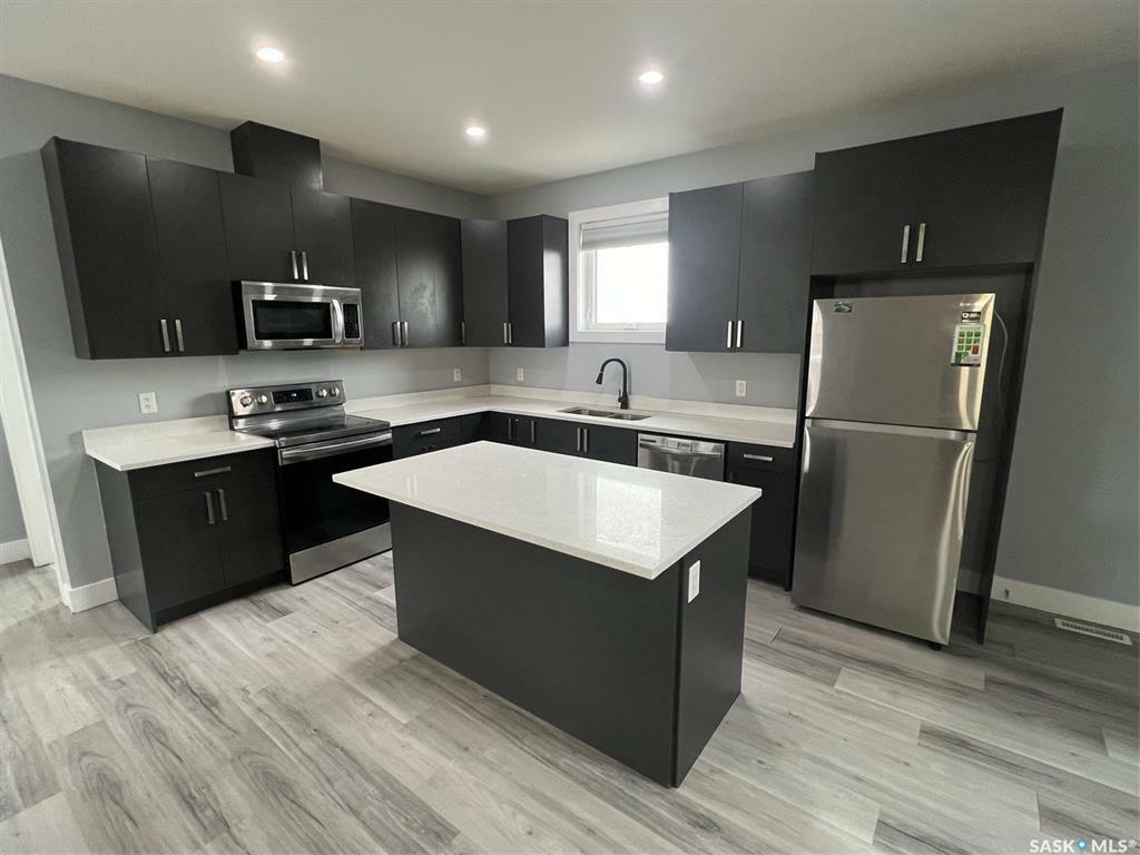 Property Photo: 5703 Glide Crescent SK S4W 0P2