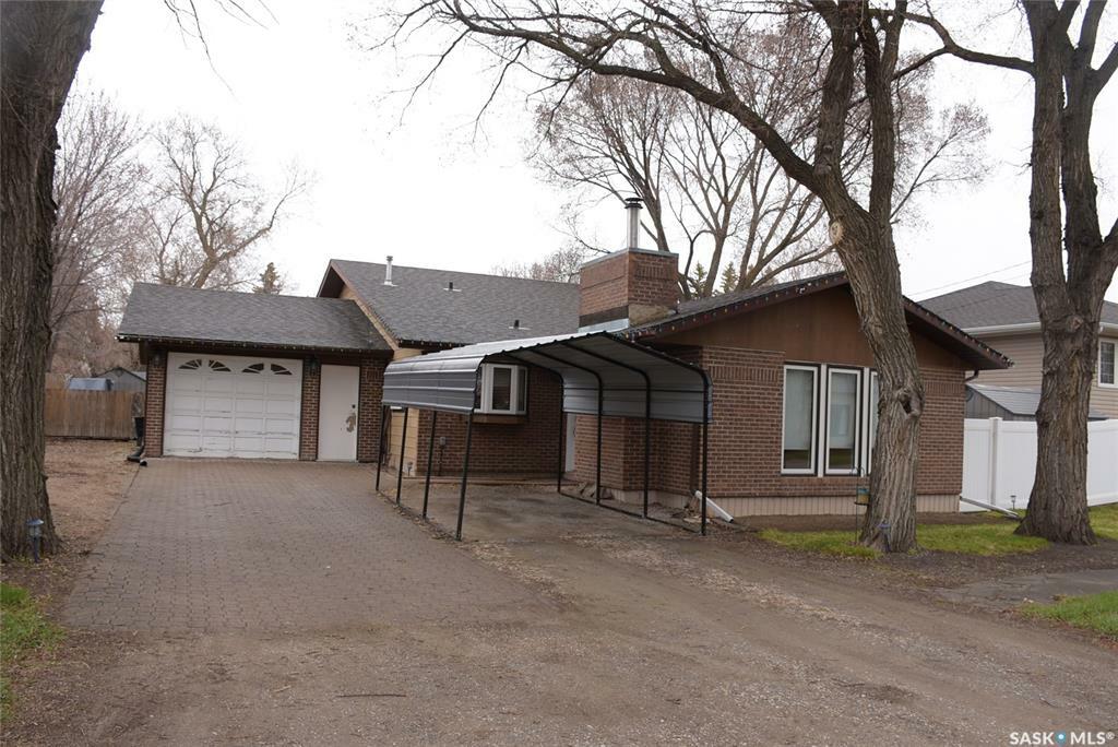 Property Photo: 119 Dewdney Street SK S0G 2K0