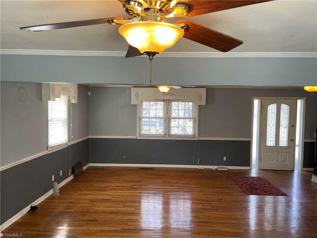 Property Photo: 157 Peace Haven Road N NC 27104