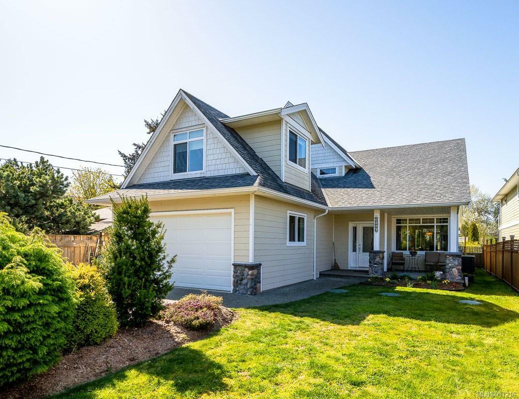 Property Photo:  3886 Royston Rd  BC V0R 2V0 