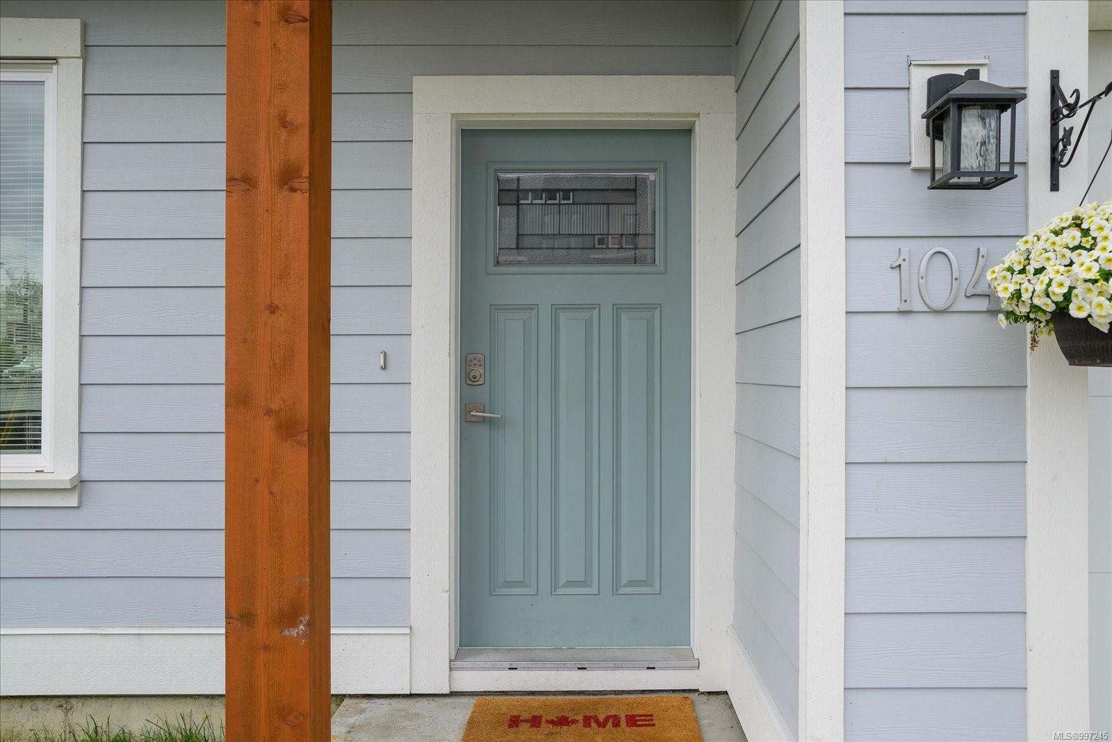 Property Photo: 104 Lee Ave BC V9P 1L9