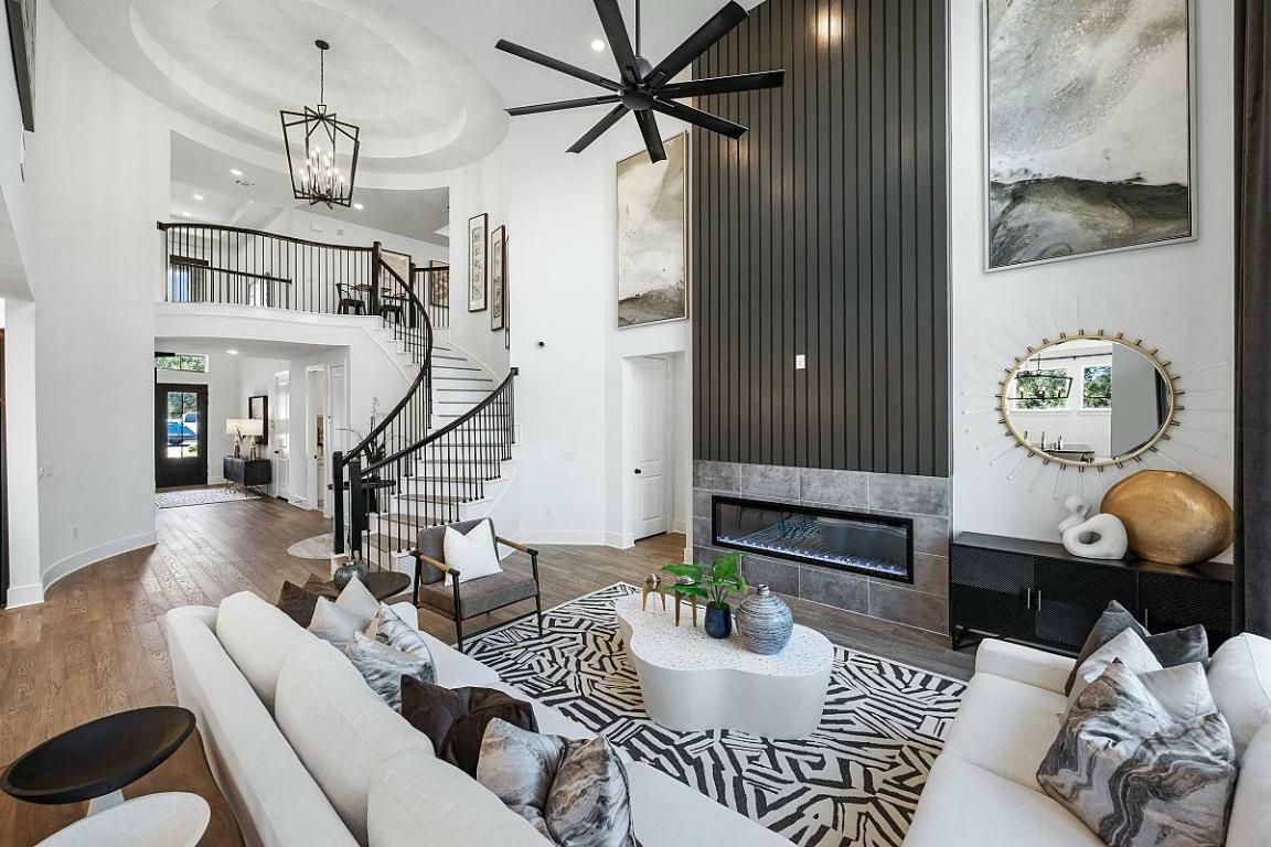 Property Photo: 913 Violet Sunset Drive TX 78628