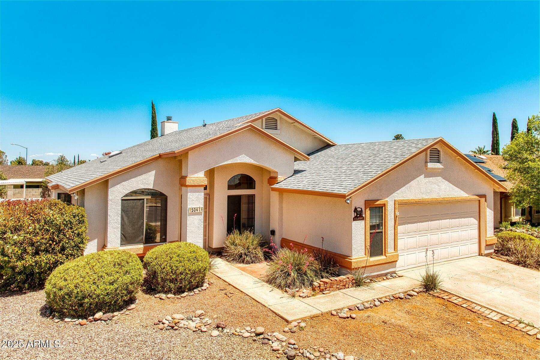 Property Photo: 5041 Calle Cumbre -- AZ 85635