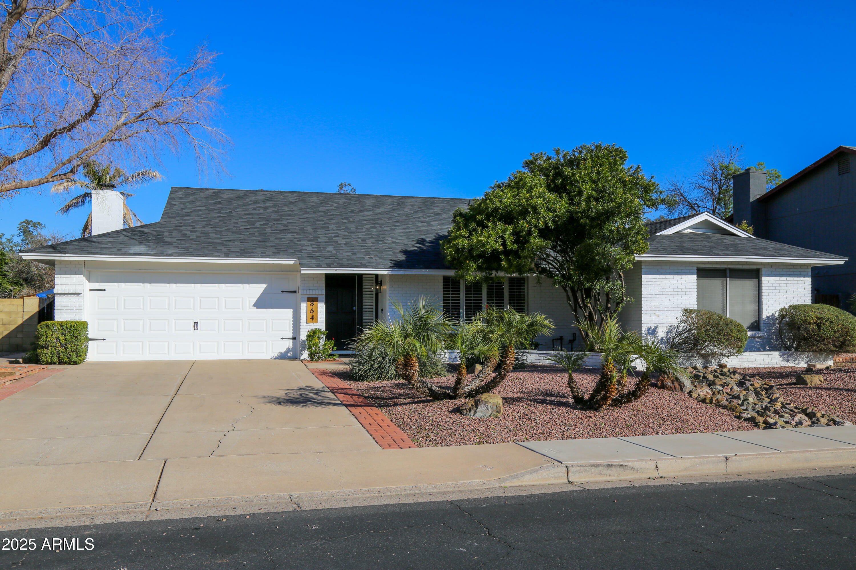 864 W Monte Avenue  Mesa AZ 85210 photo