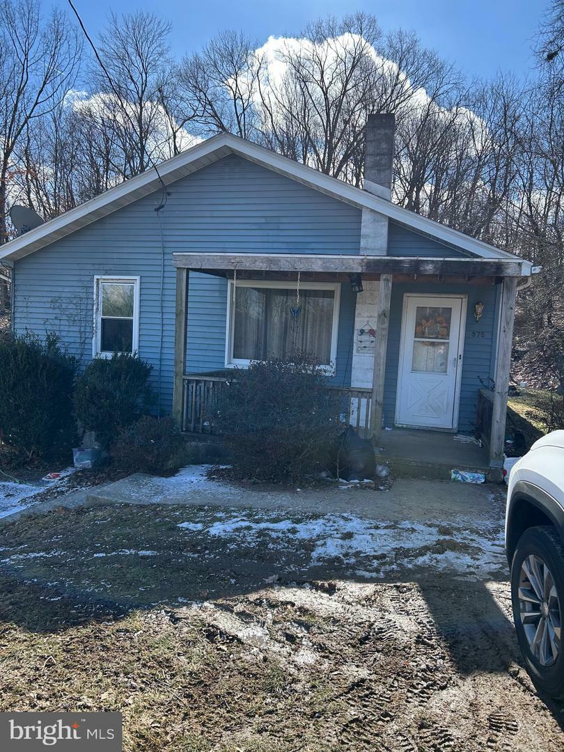 Property Photo: 975 Williams Street MD 21502