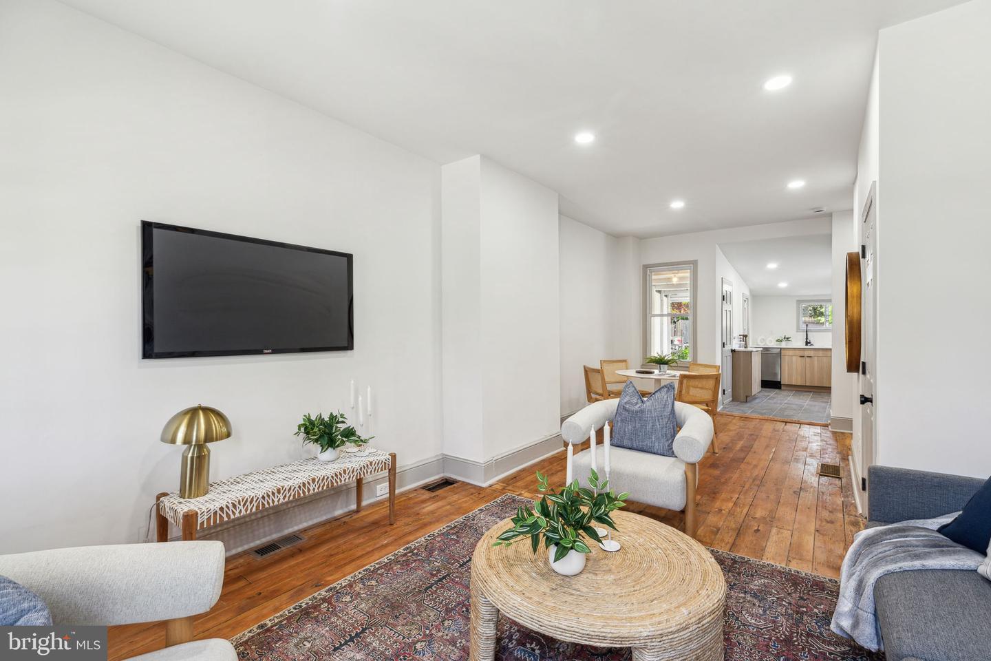 Property Photo: 122 Beech Street PA 19464
