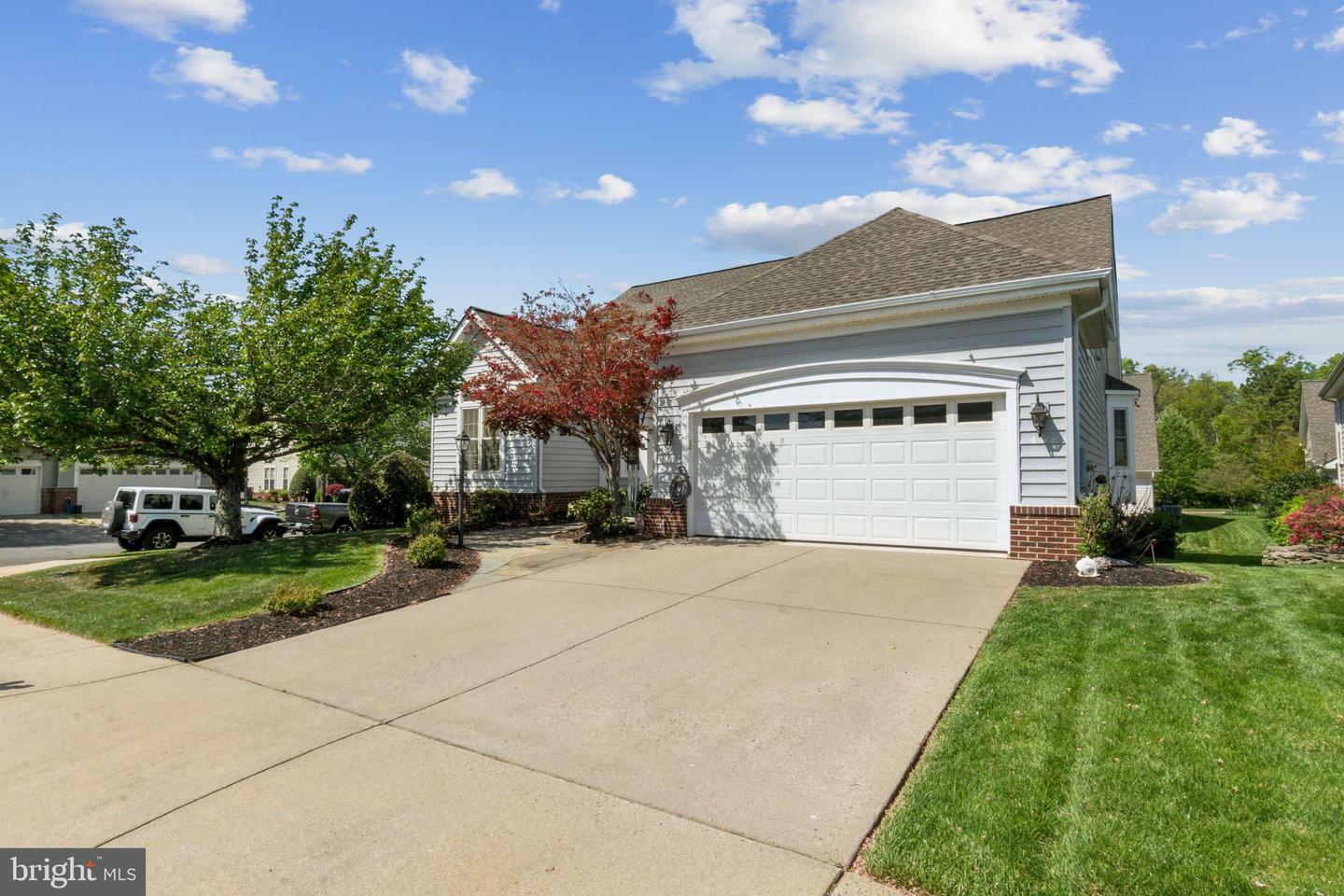 Property Photo: 13882 Cinch Lane VA 20155