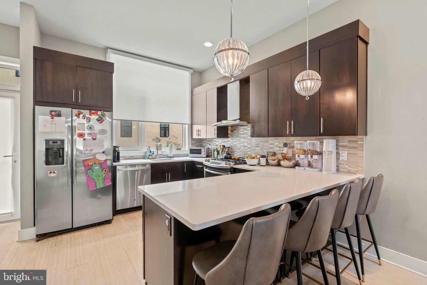 Property Photo: 1124 N American Street 8 PA 19123