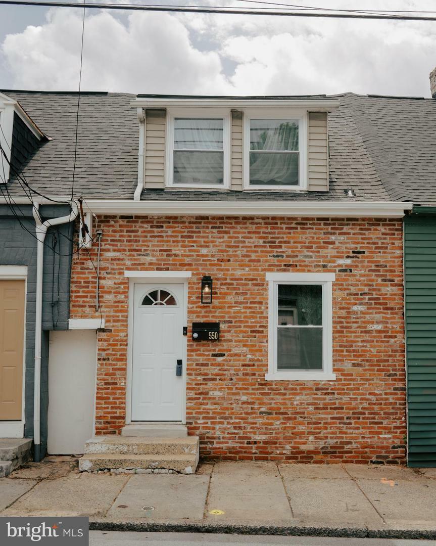 550 Manor Street  Lancaster PA 17603 photo