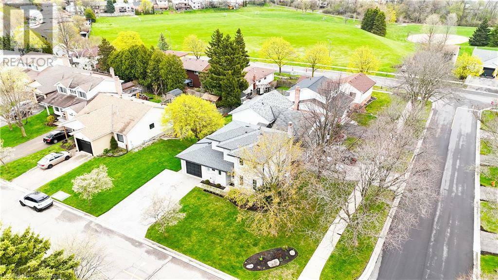 Photo de la propriété: 204 Quinte Court ON N2A 3K2