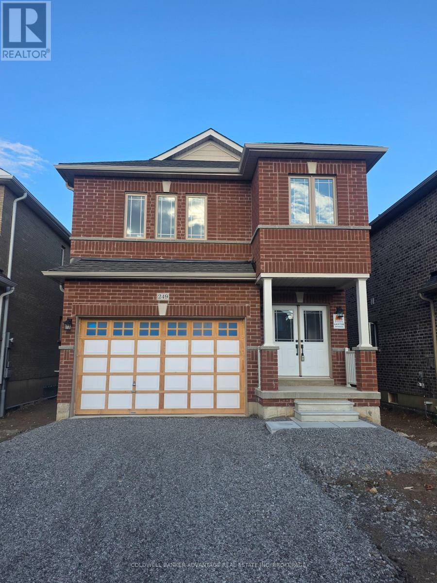 Photo de la propriété: 249 Palace Street ON L2V 0N3