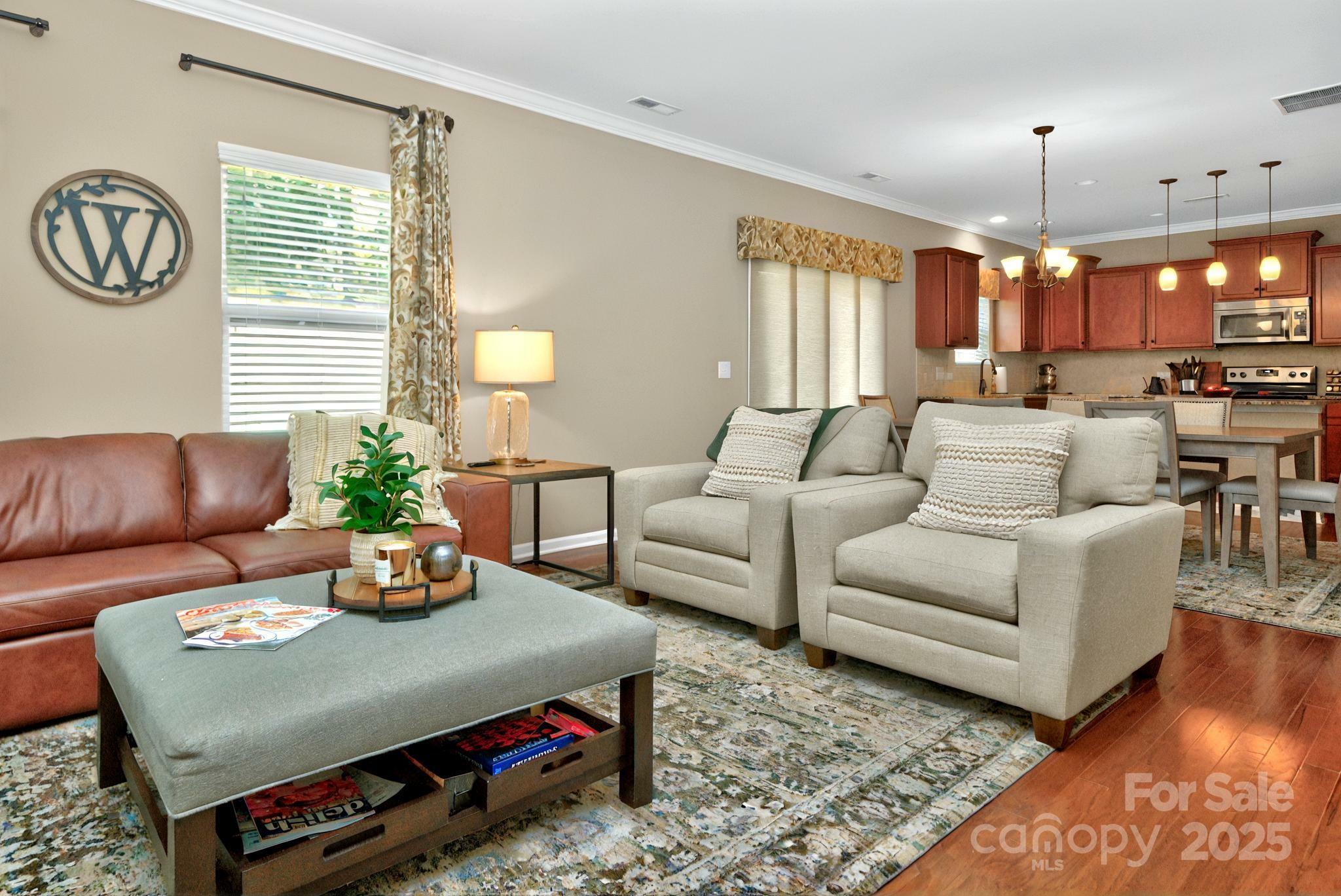 Property Photo: 14837 Dungannon Court NC 28278