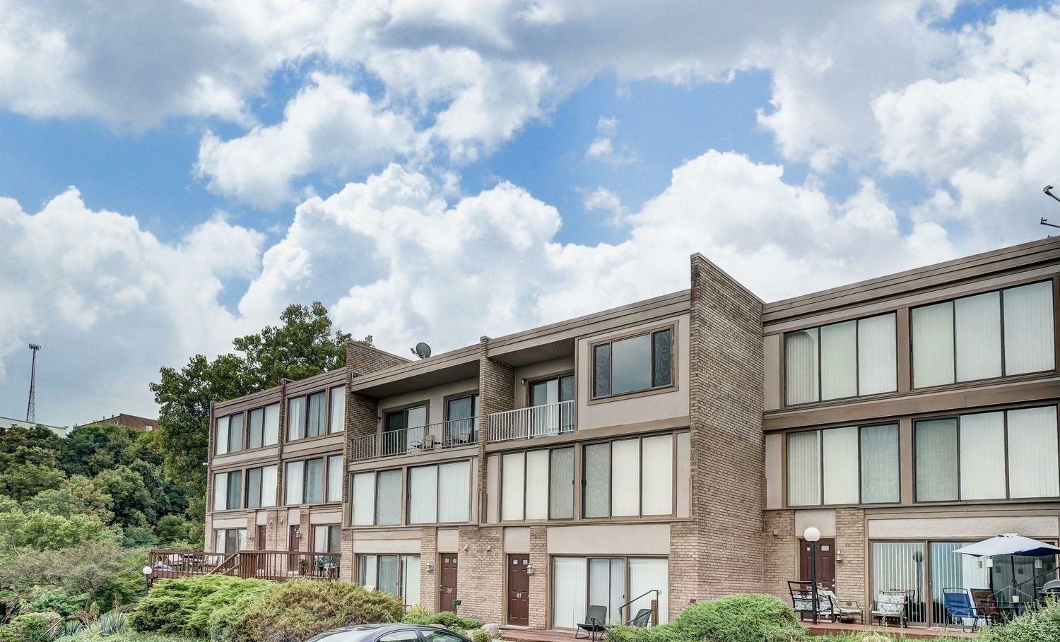 Property Photo: 2500 Warsaw Avenue OH 45204