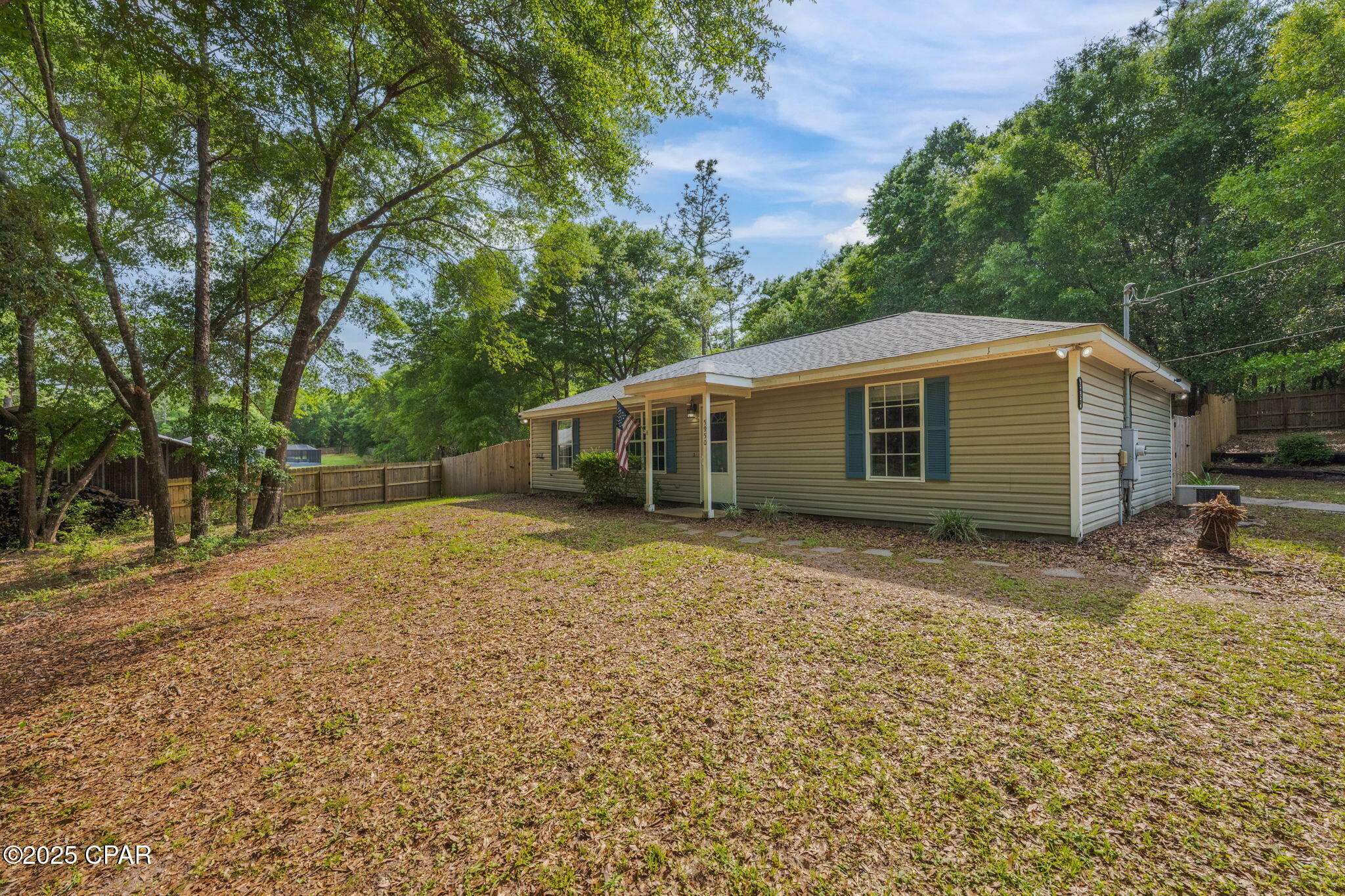 Property Photo: 5950 Springdale Drive FL 32539