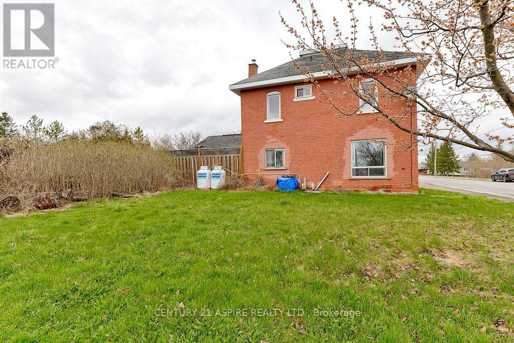 Property Photo: 19 Lacroix Bay Road ON K0J 2L0