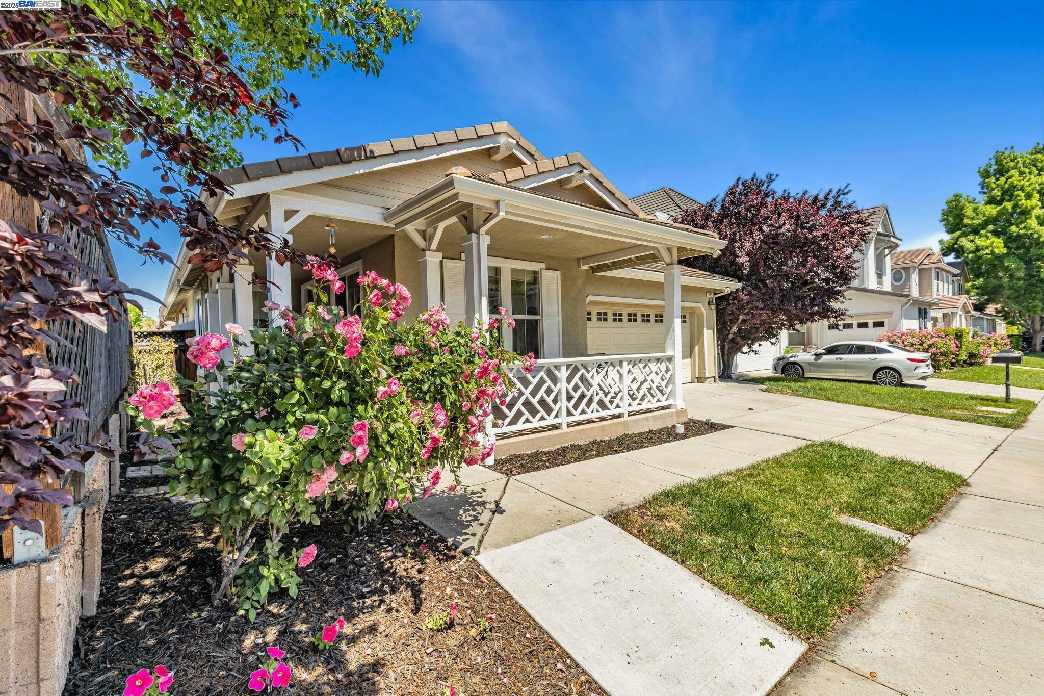 Property Photo: 1459 Paradise Ln CA 94513