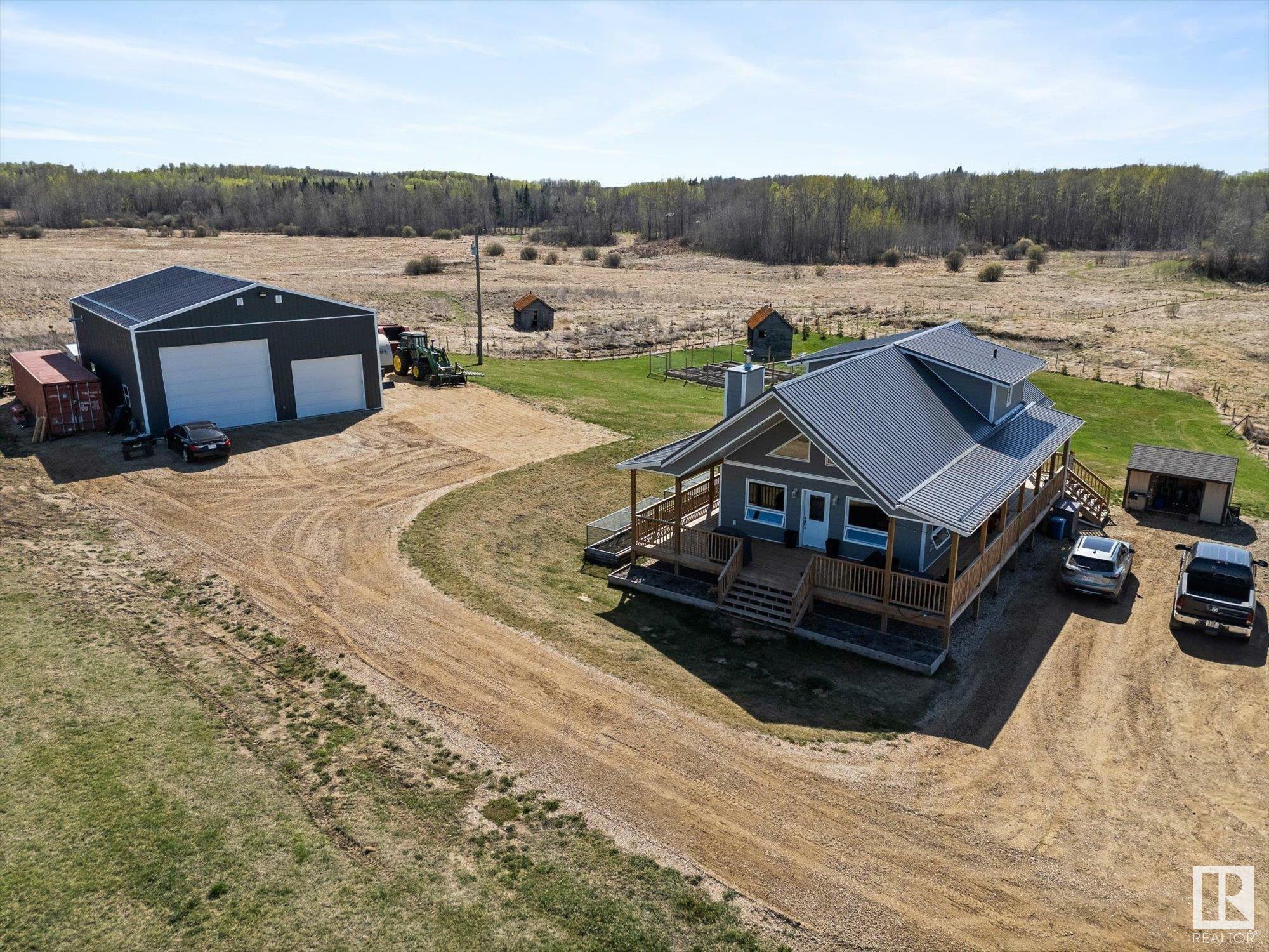 Property Photo: 52515 Rge Road 25 AB T7Y 2M2