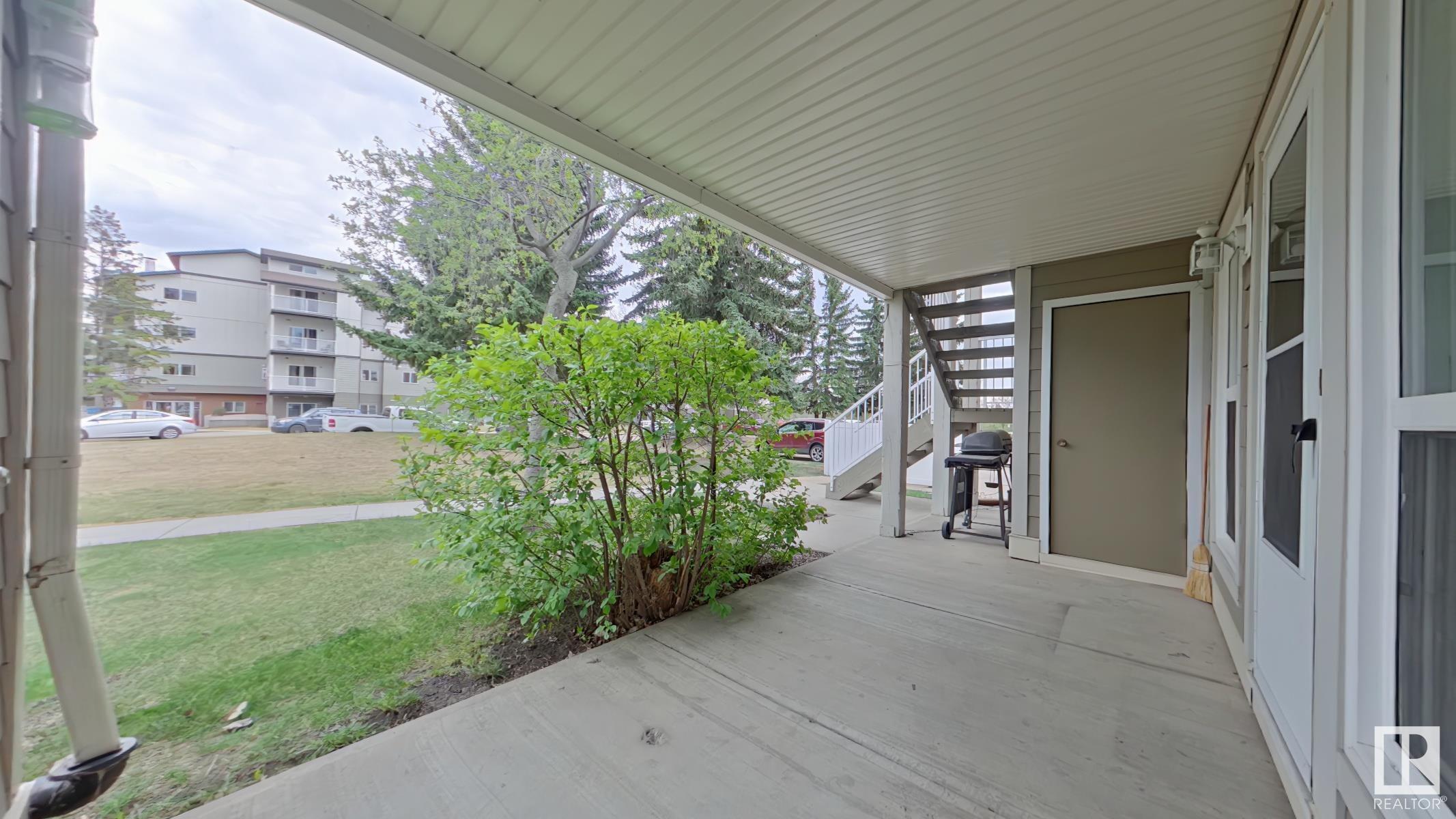Property Photo: 1804 111A Street NW AB T6J 4T7
