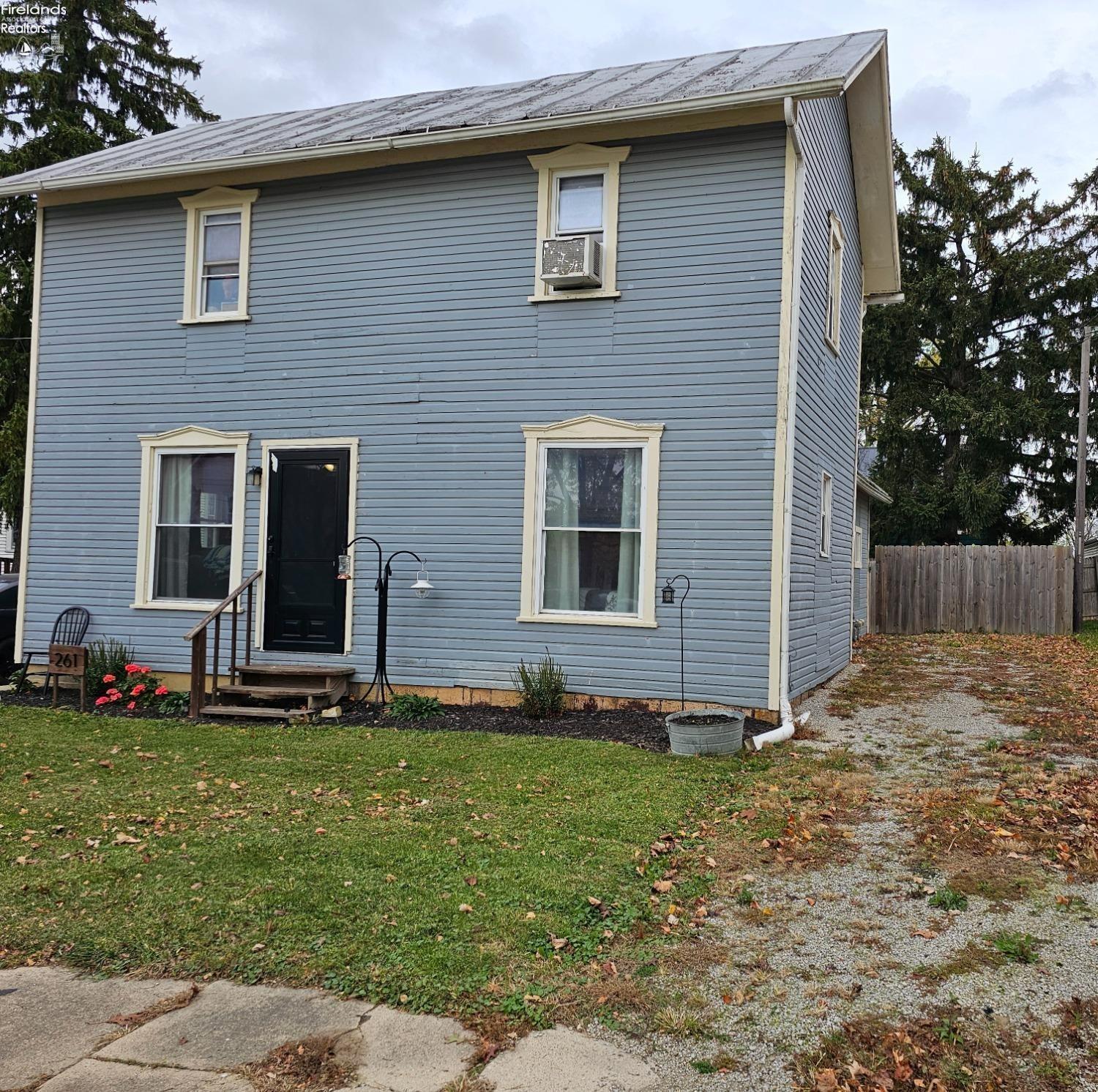 Property Photo: 261 State Route 511 OH 44859