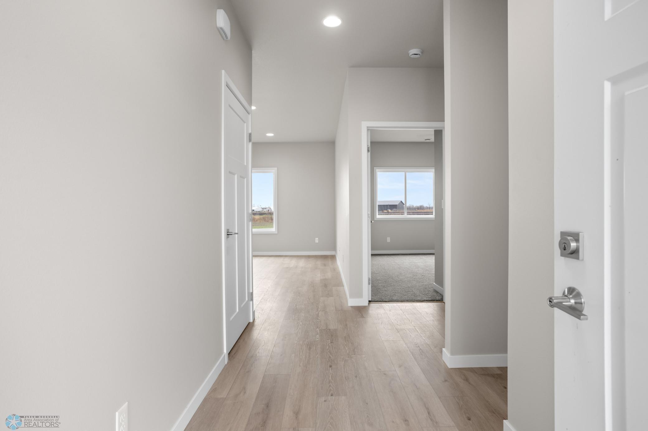 Property Photo: 603 Blaine Street N ND 58018