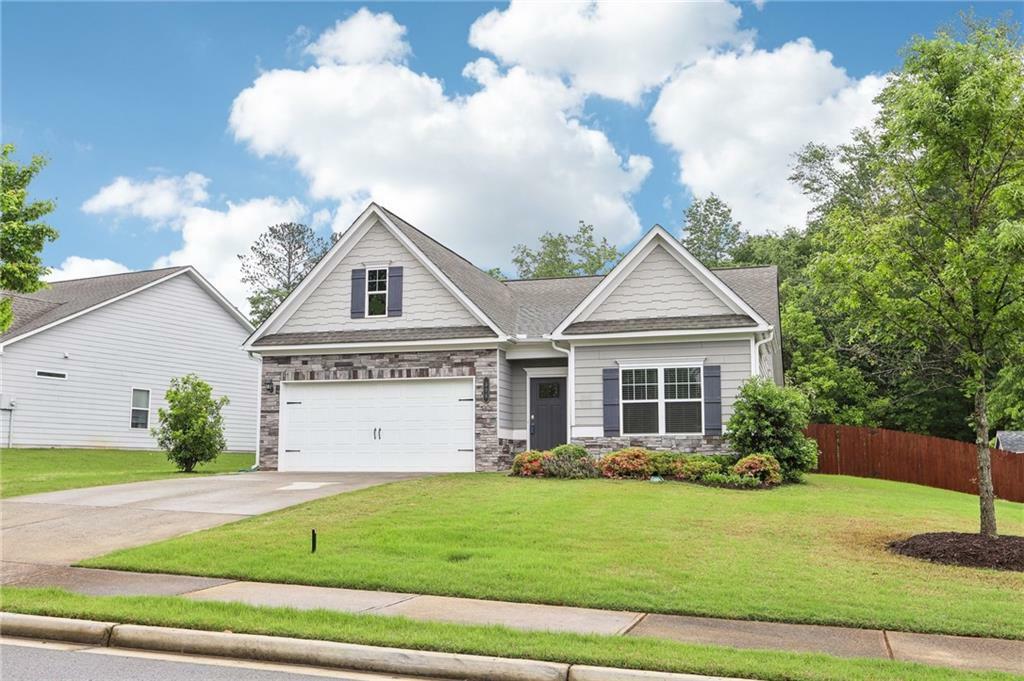 Property Photo: 306 Lark Lane GA 30115