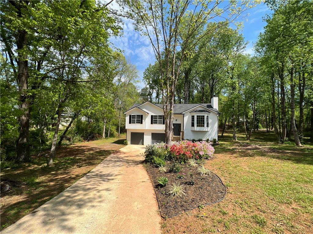 Property Photo: 7160 Royston Way GA 30028