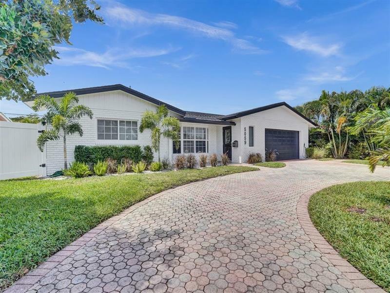 Property Photo: 5059 NE 15 Avenue FL 33334